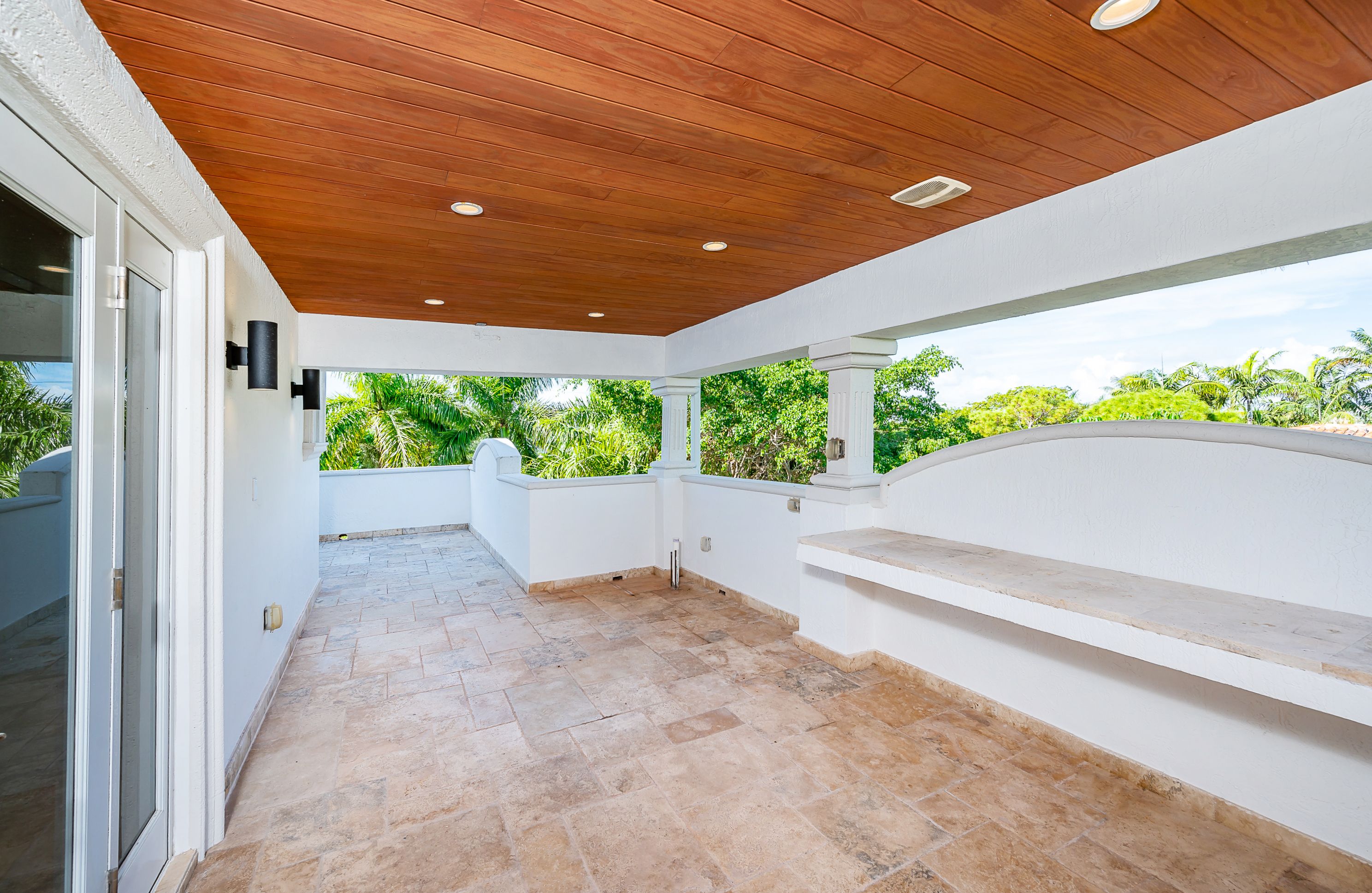 541 S Mashta Drive Key Biscayne FL 33149
