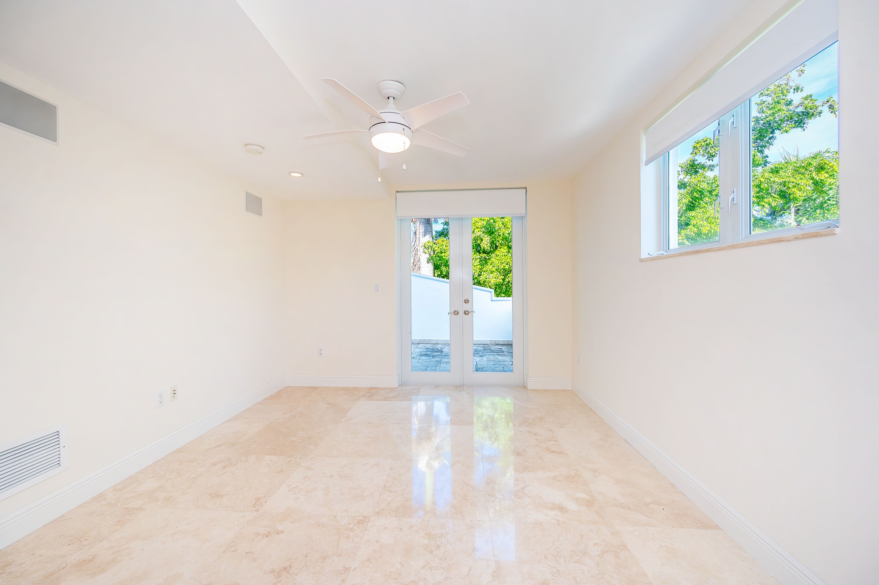 541 S Mashta Drive Key Biscayne FL 33149