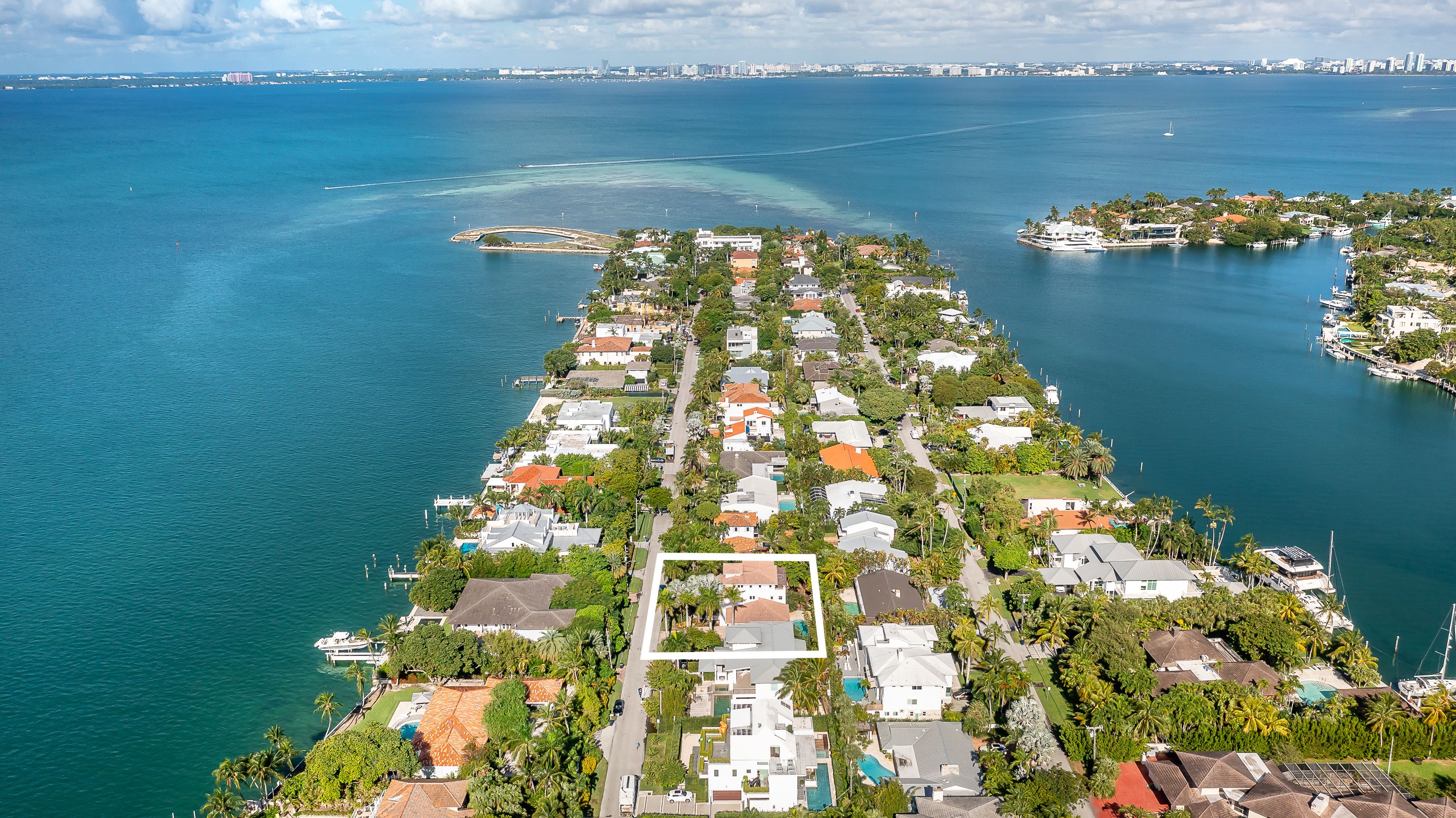 541 S Mashta Drive Key Biscayne FL 33149