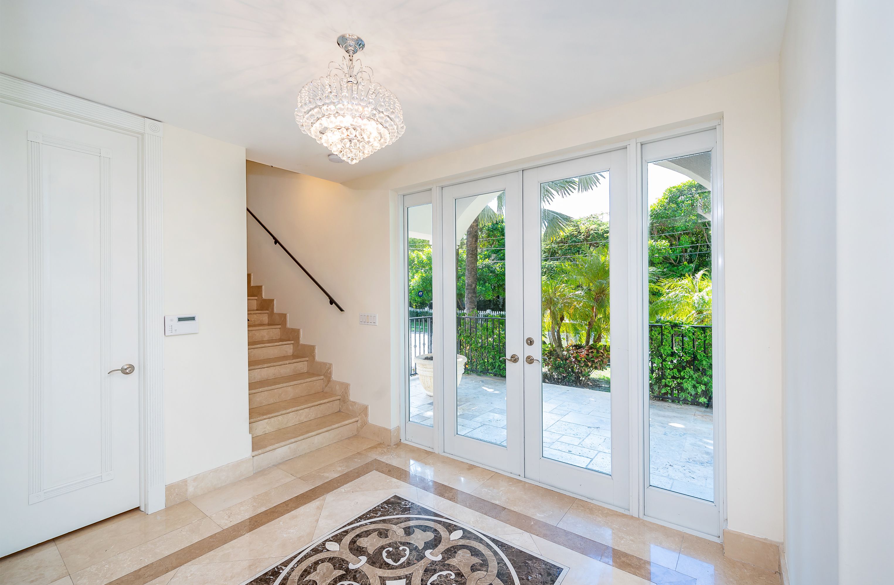 541 S Mashta Drive Key Biscayne FL 33149