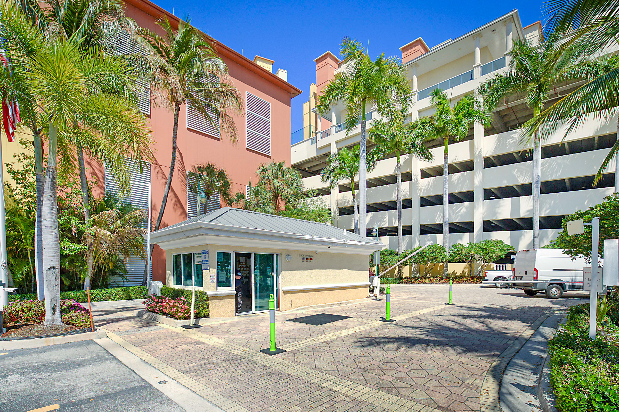 2640 Lake Shore Drive Riviera Beach FL 33404