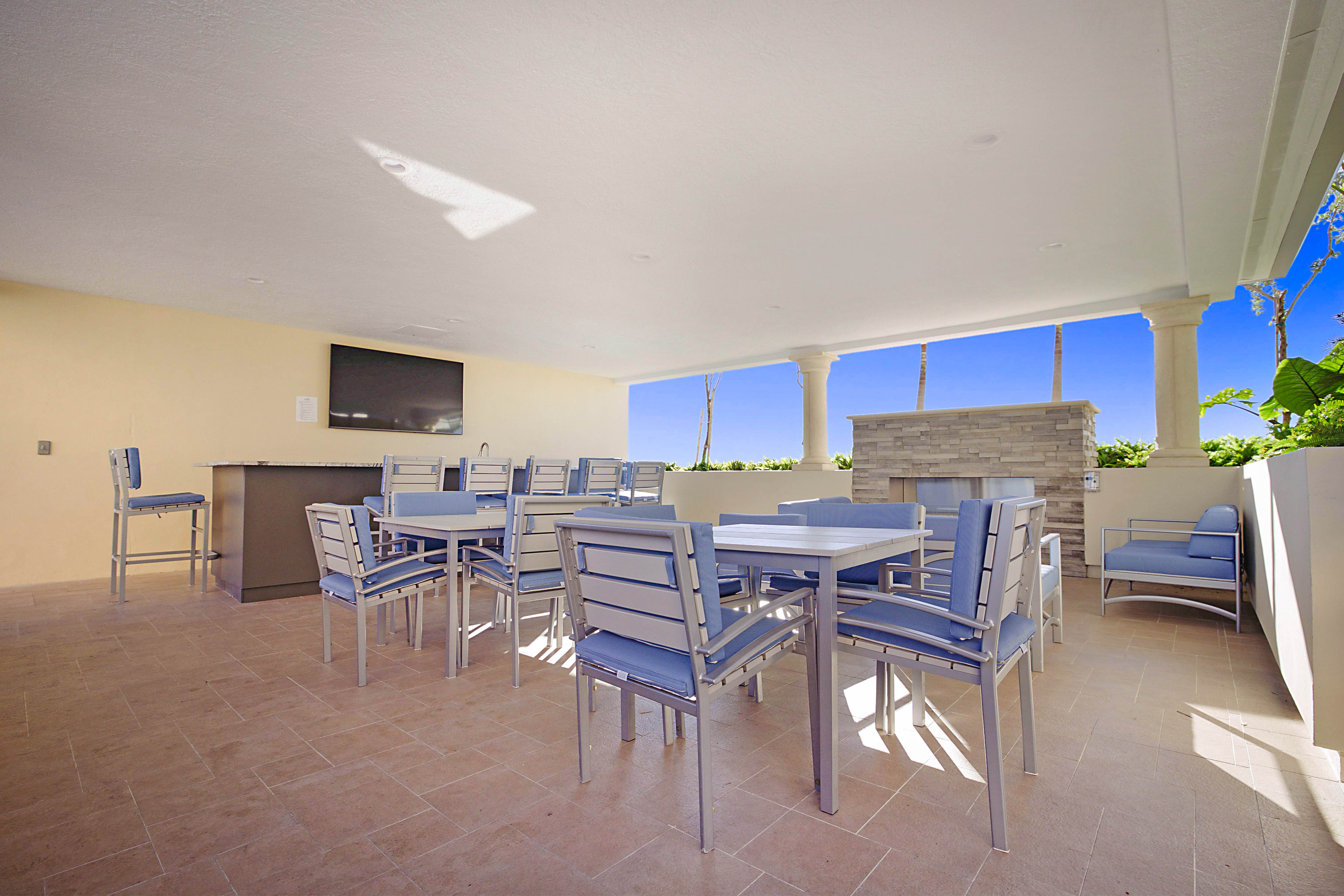 2640 Lake Shore Drive Riviera Beach FL 33404