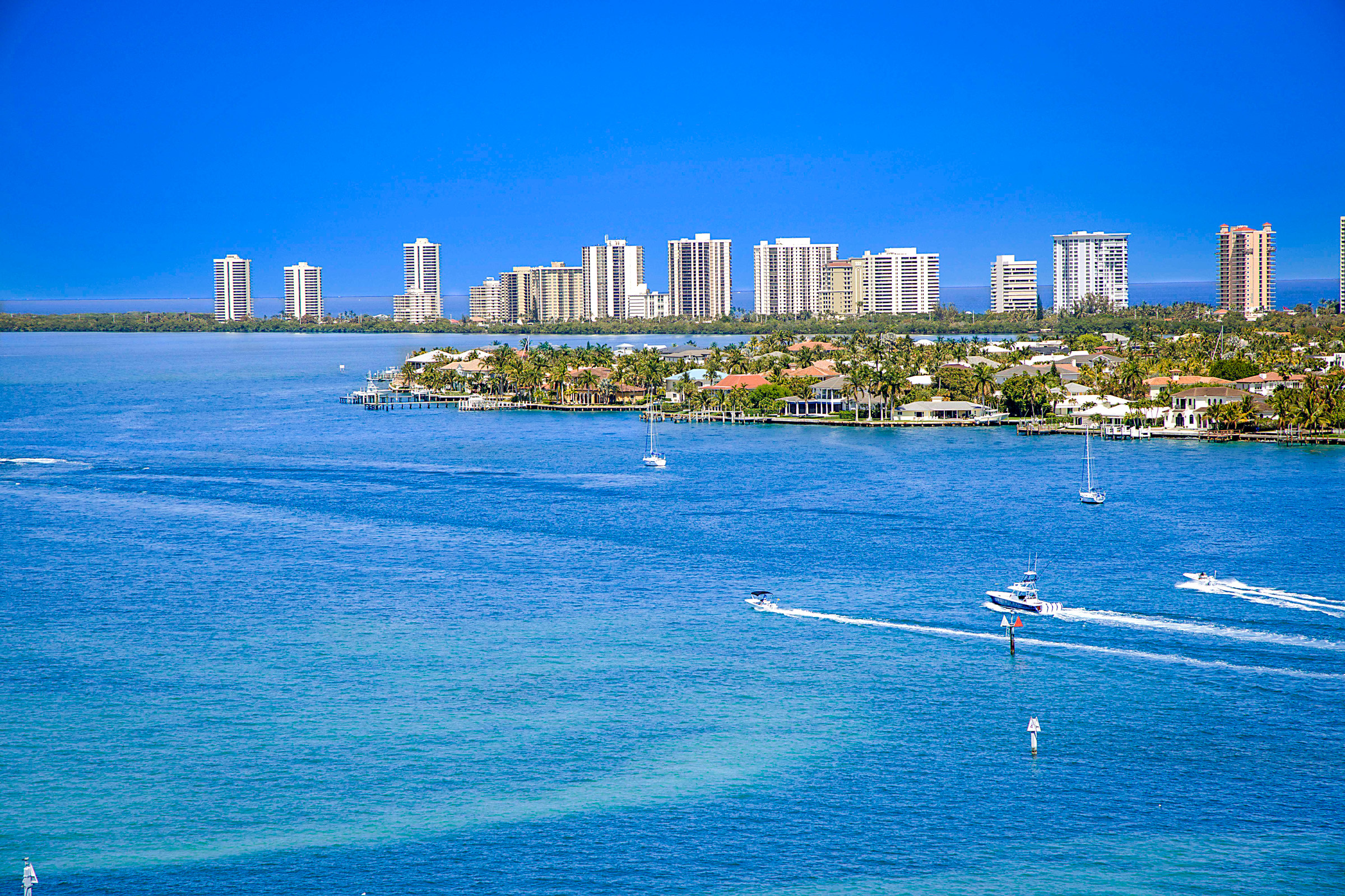 2640 Lake Shore Drive Riviera Beach FL 33404