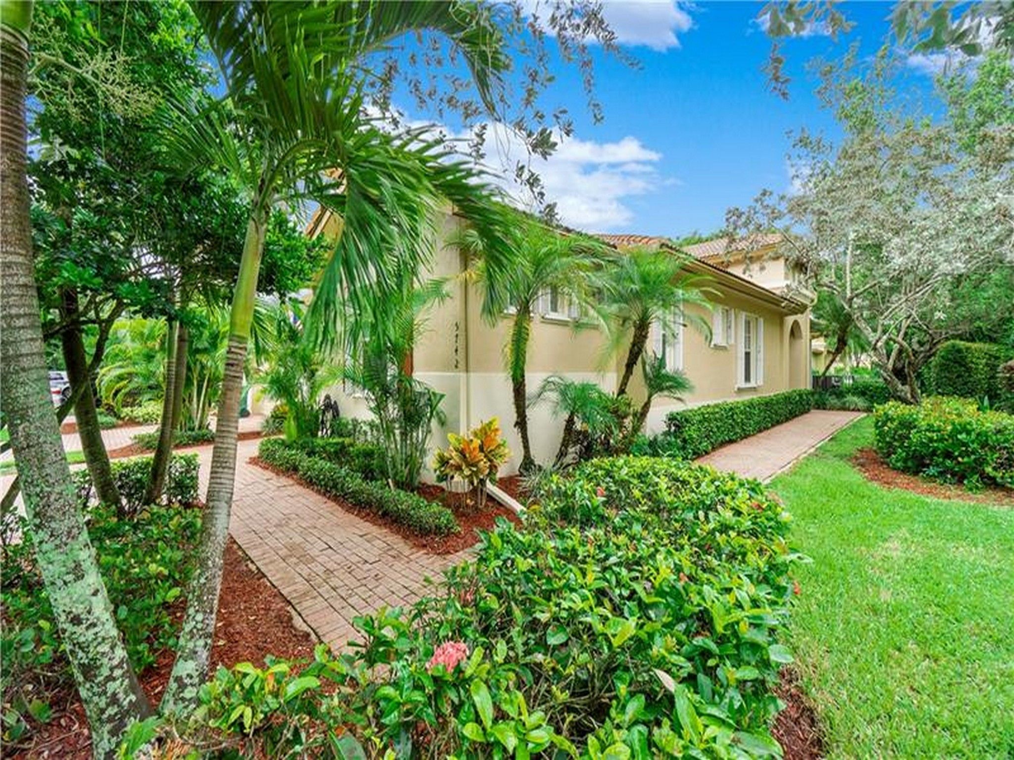 5742 NW 119th Drive Coral Springs FL 33076