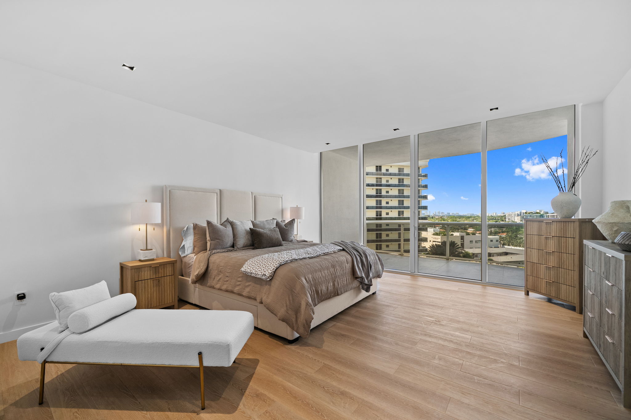 9601 Collins Avenue Bal Harbour FL 33154