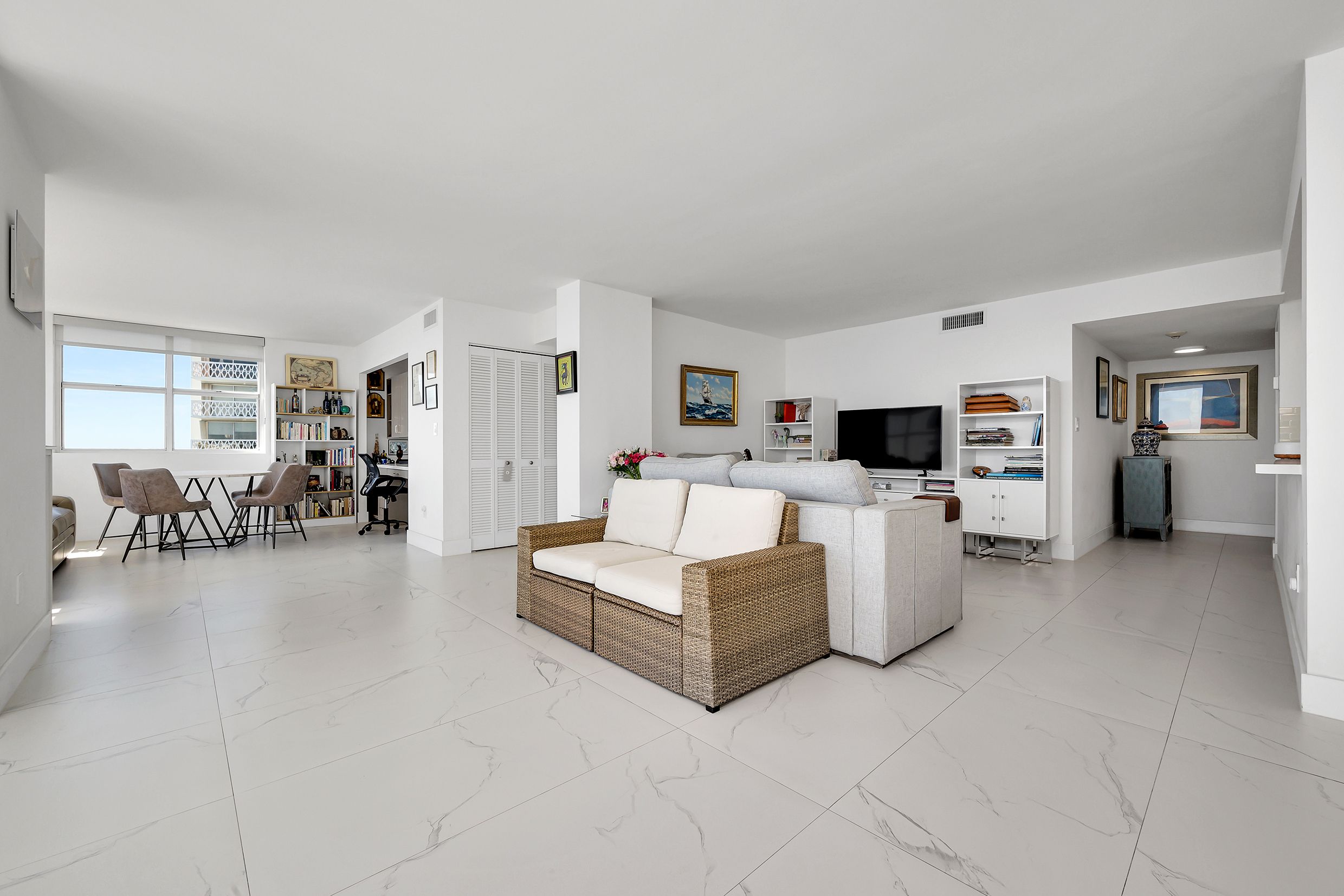 1420 Brickell Bay Drive Miami FL 33131
