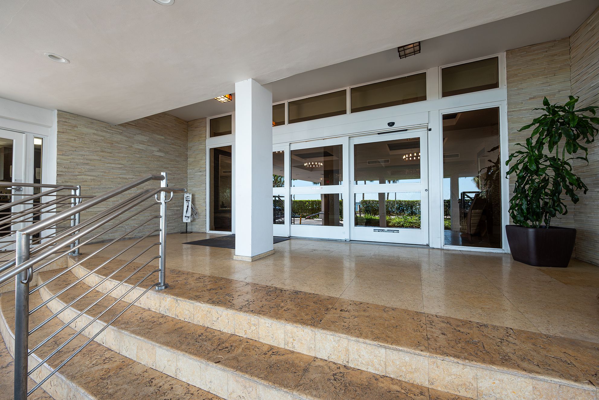 1420 Brickell Bay Drive Miami FL 33131