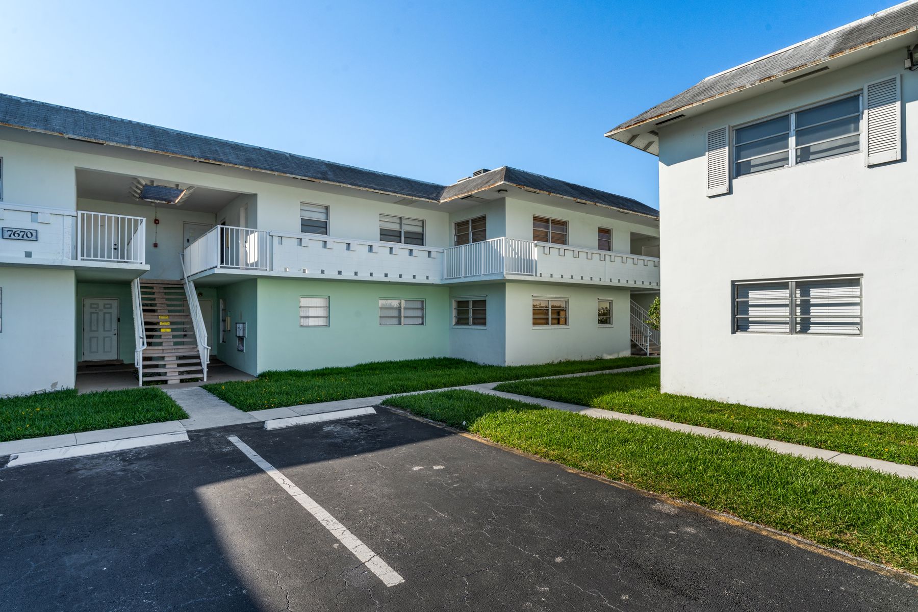 7670 SW 82nd Street Miami FL 33143