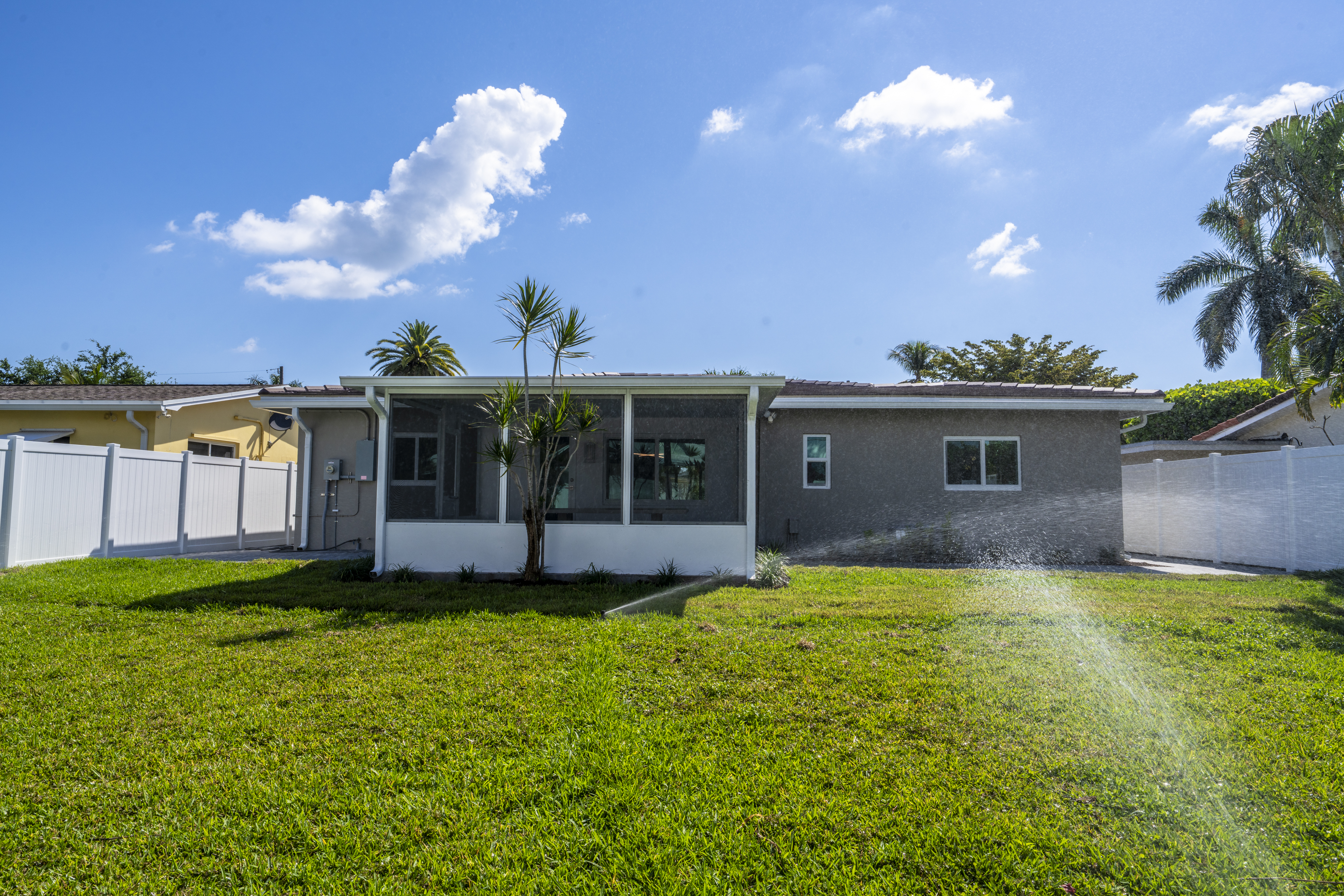 2001 NE 17th Way Fort Lauderdale FL 33305