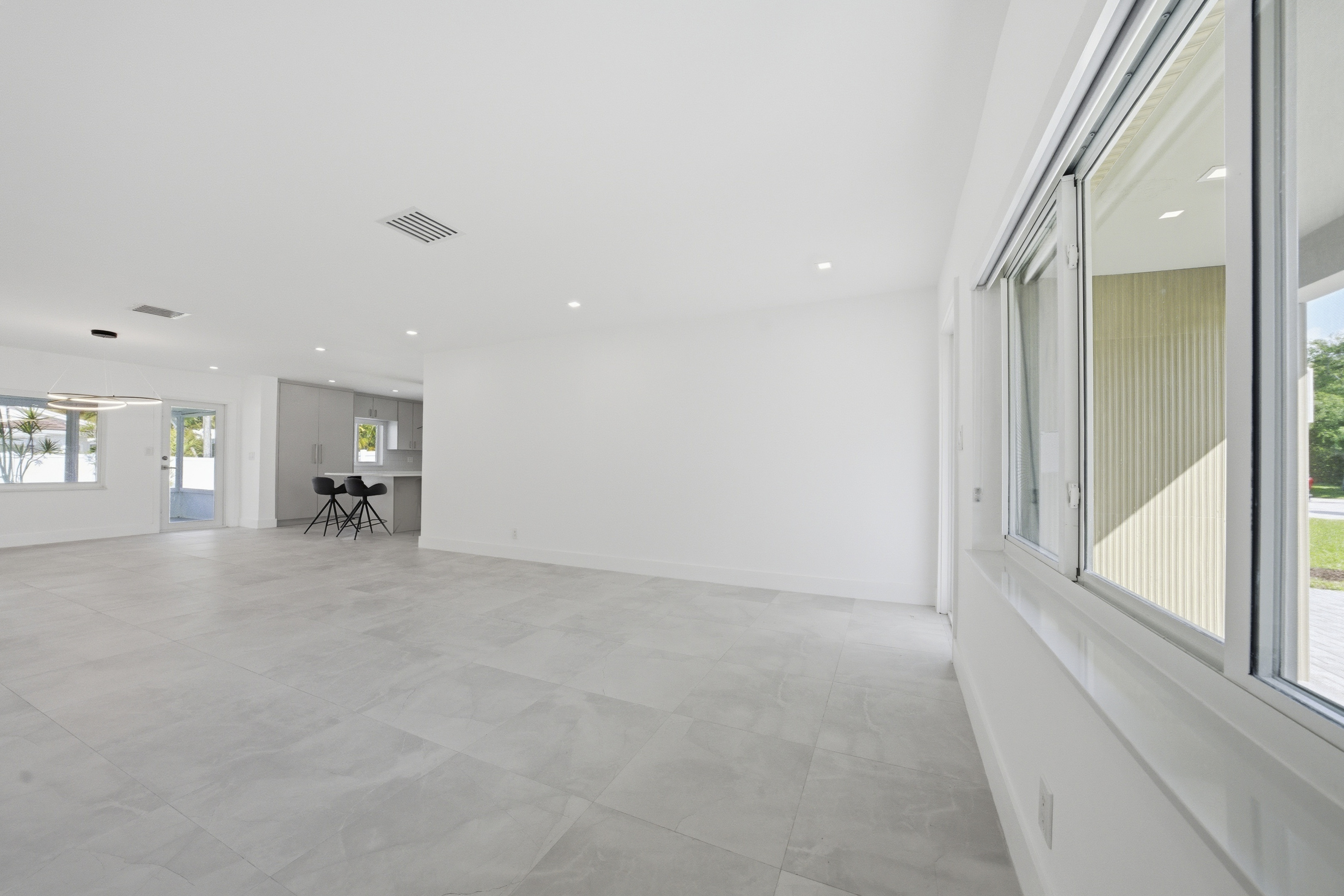 2001 NE 17th Way Fort Lauderdale FL 33305