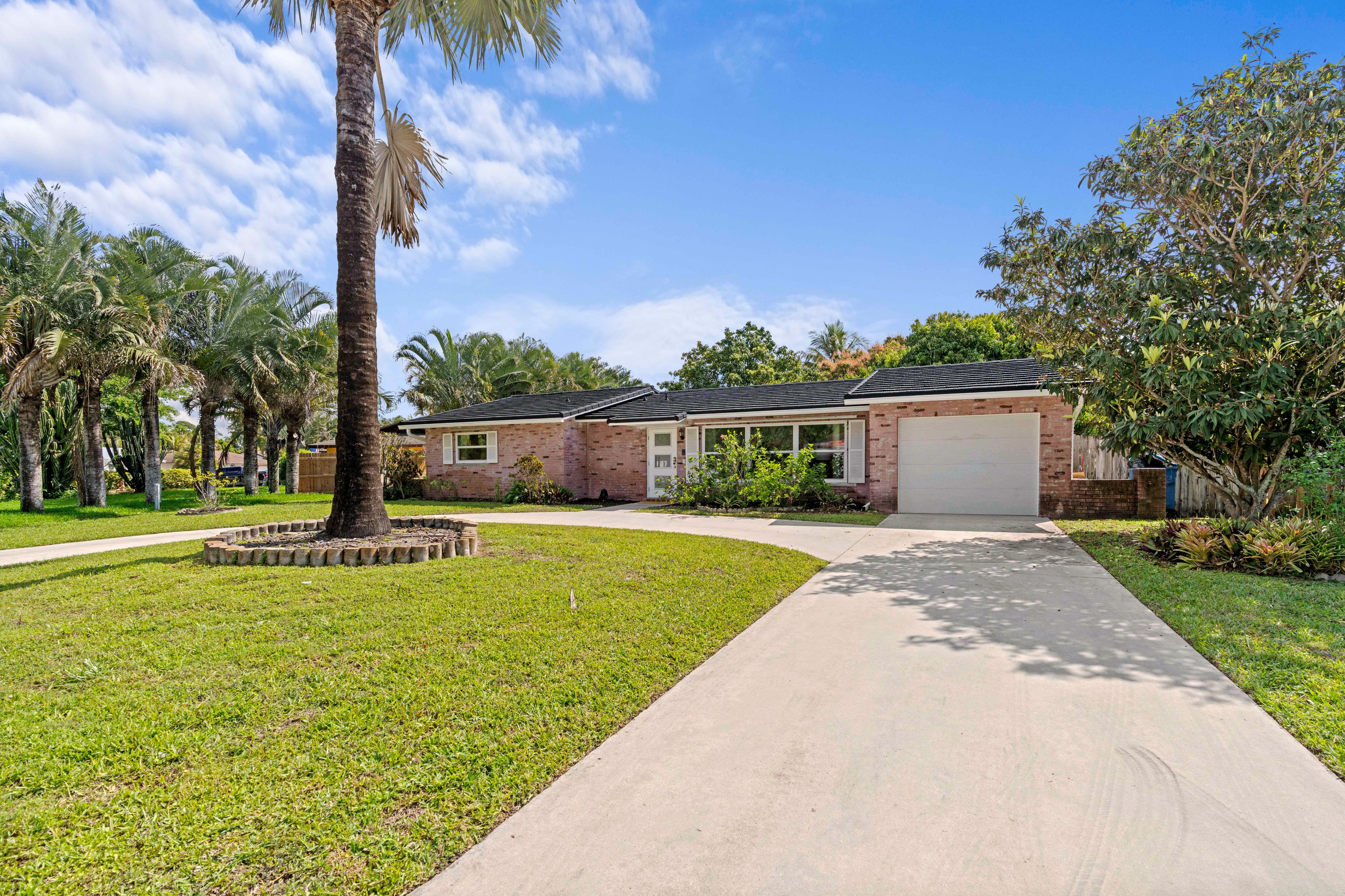 324 Sandpiper Avenue Royal Palm Beach FL 33411
