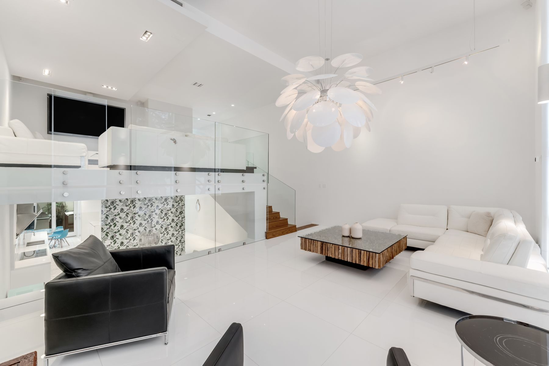 1524 NE Quayside Terrace Miami FL 33138