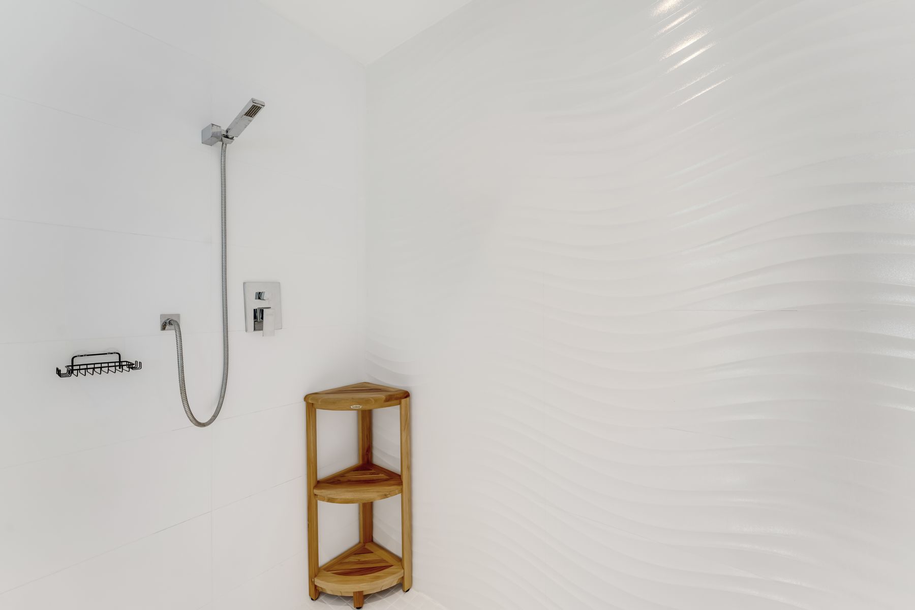 1524 NE Quayside Terrace Miami FL 33138