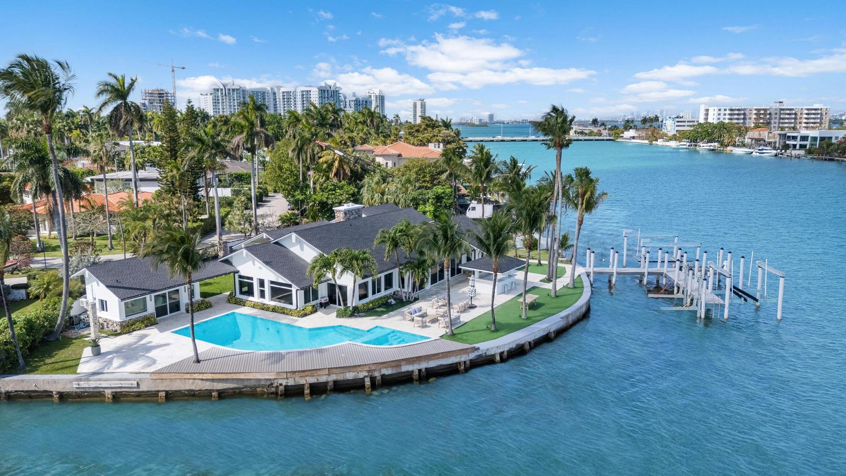 1365 Bay Terrace North Bay Village FL 33141