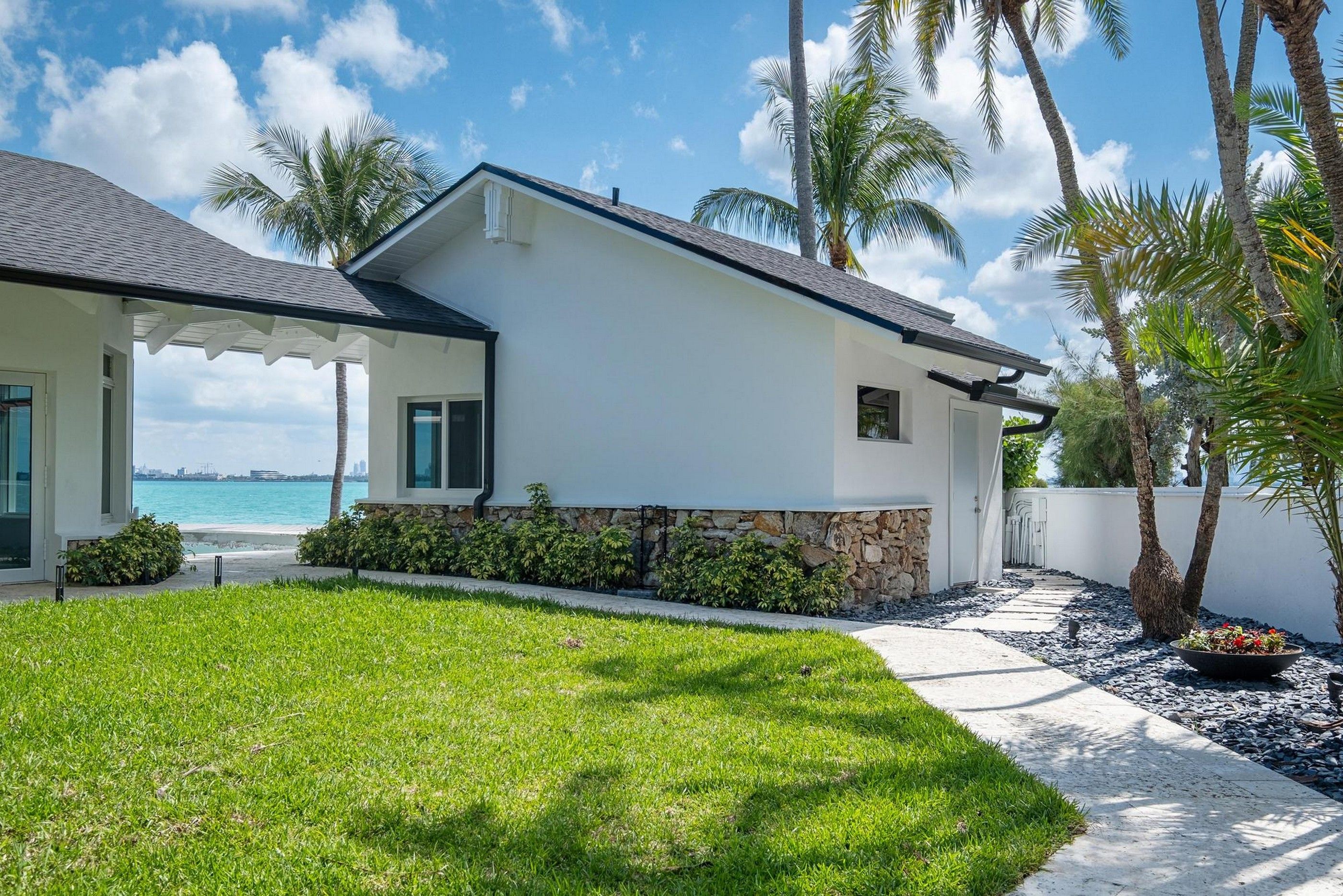1365 Bay Terrace North Bay Village FL 33141