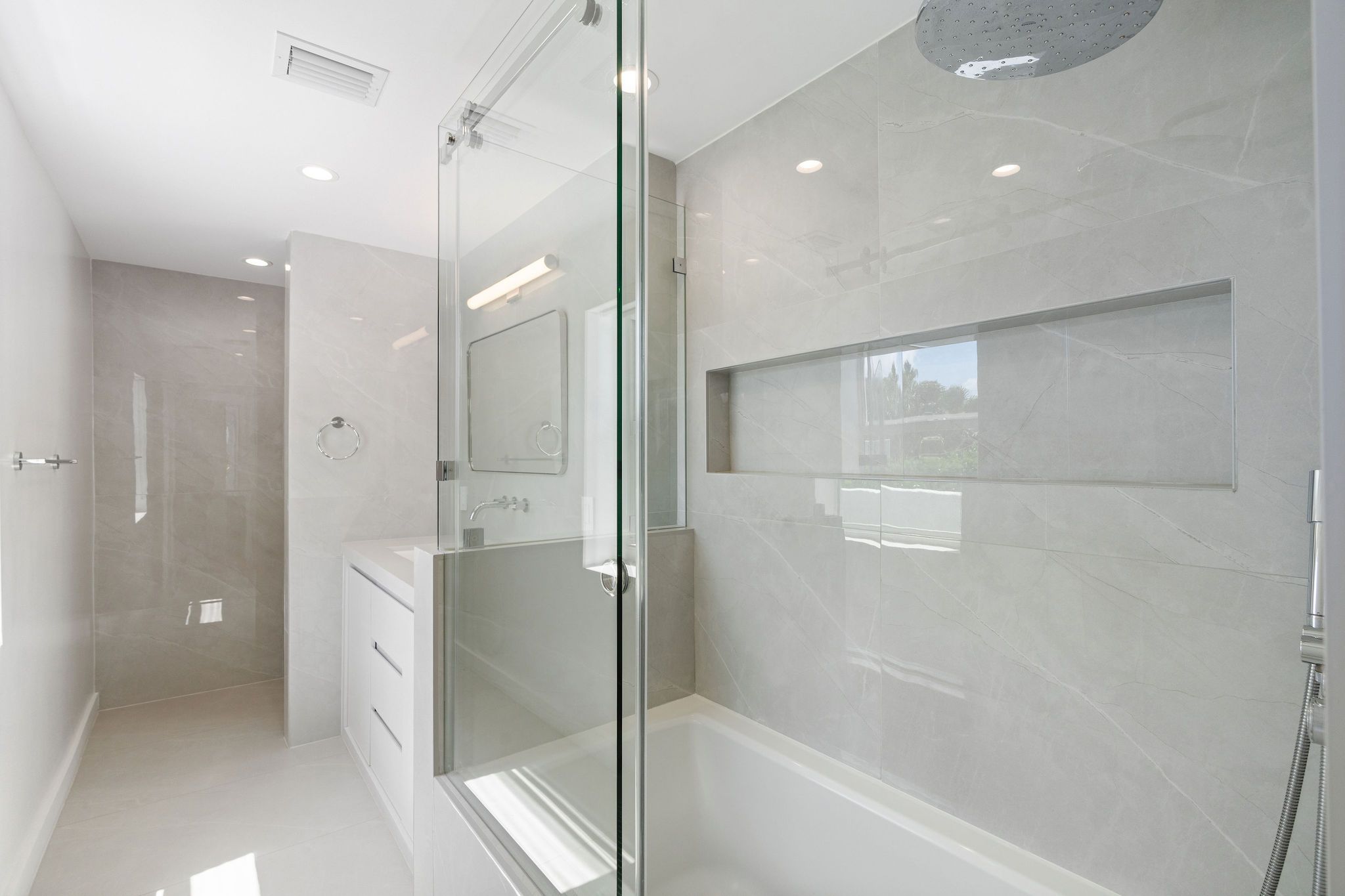 634 W 47th Street Miami Beach FL 33140