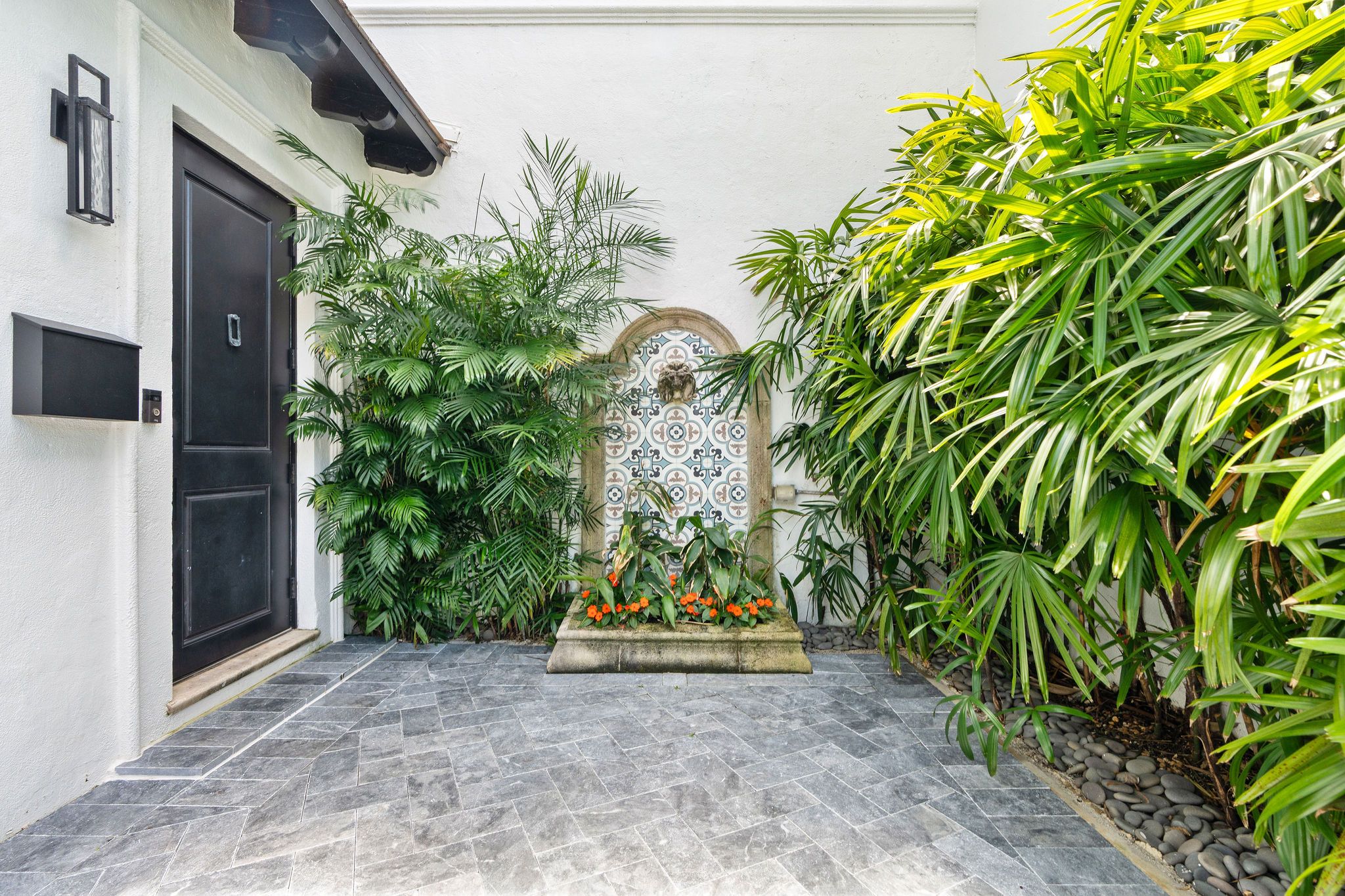 634 W 47th Street Miami Beach FL 33140