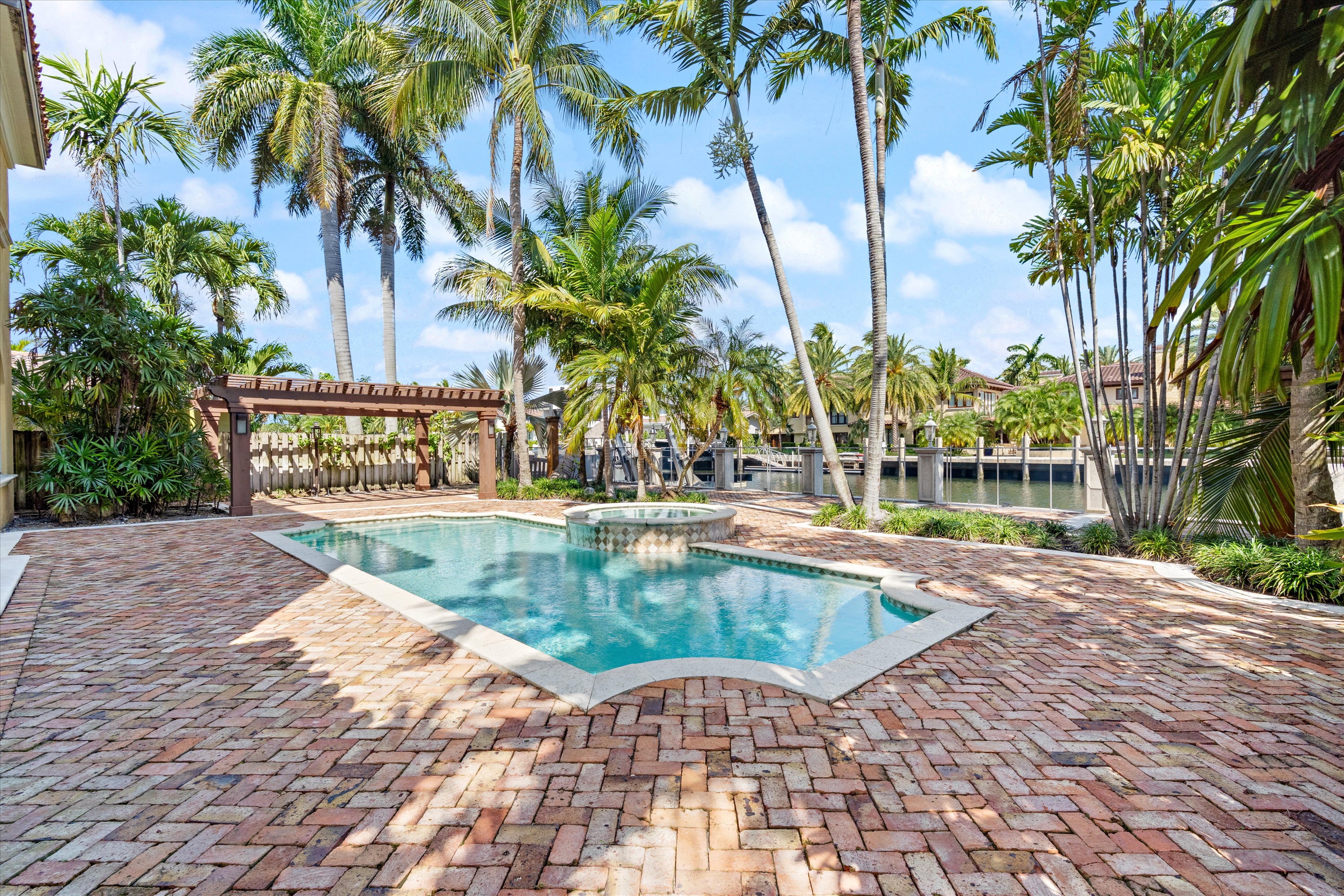1701 SE 10th Street Fort Lauderdale FL 33316
