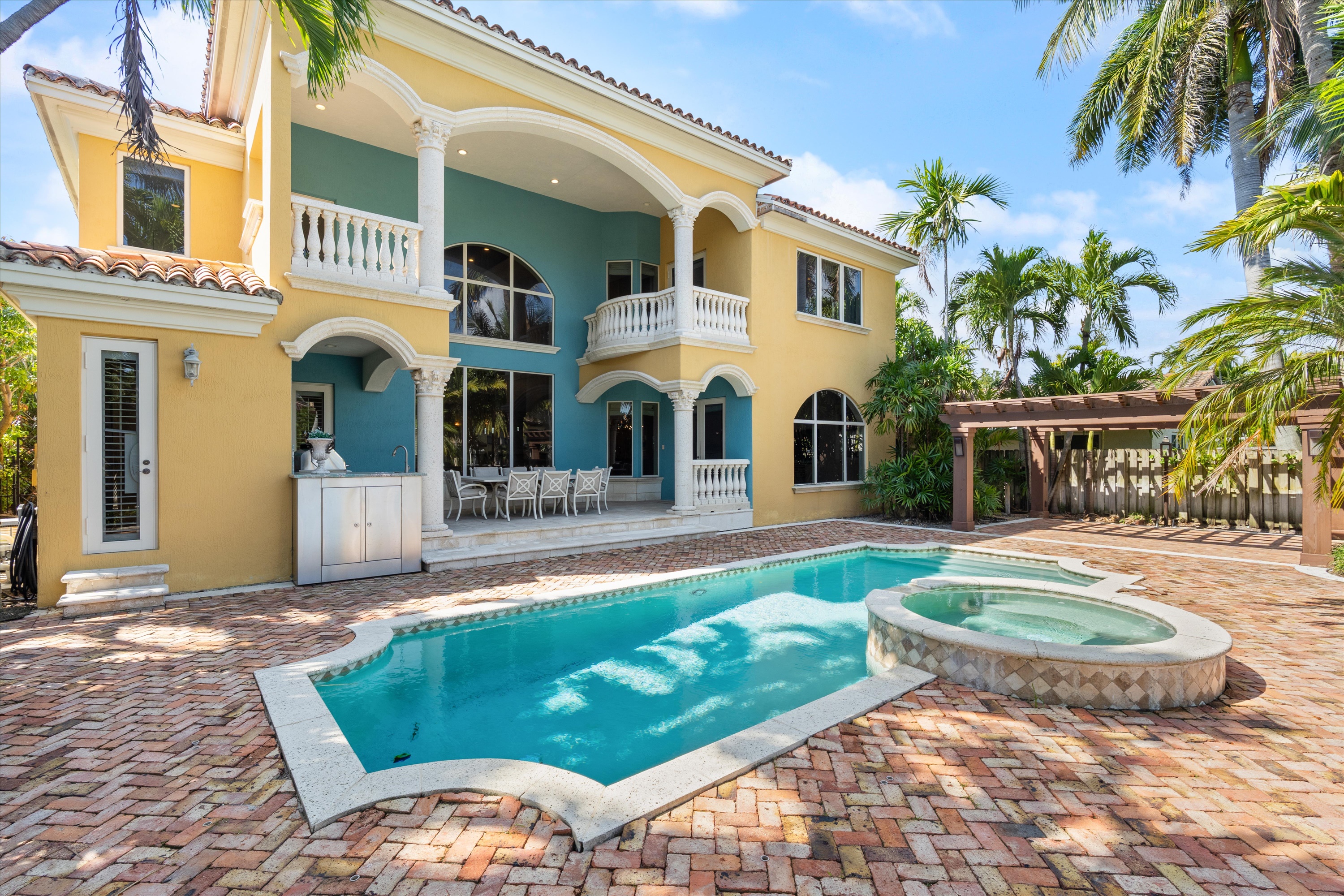 1701 SE 10th Street Fort Lauderdale FL 33316