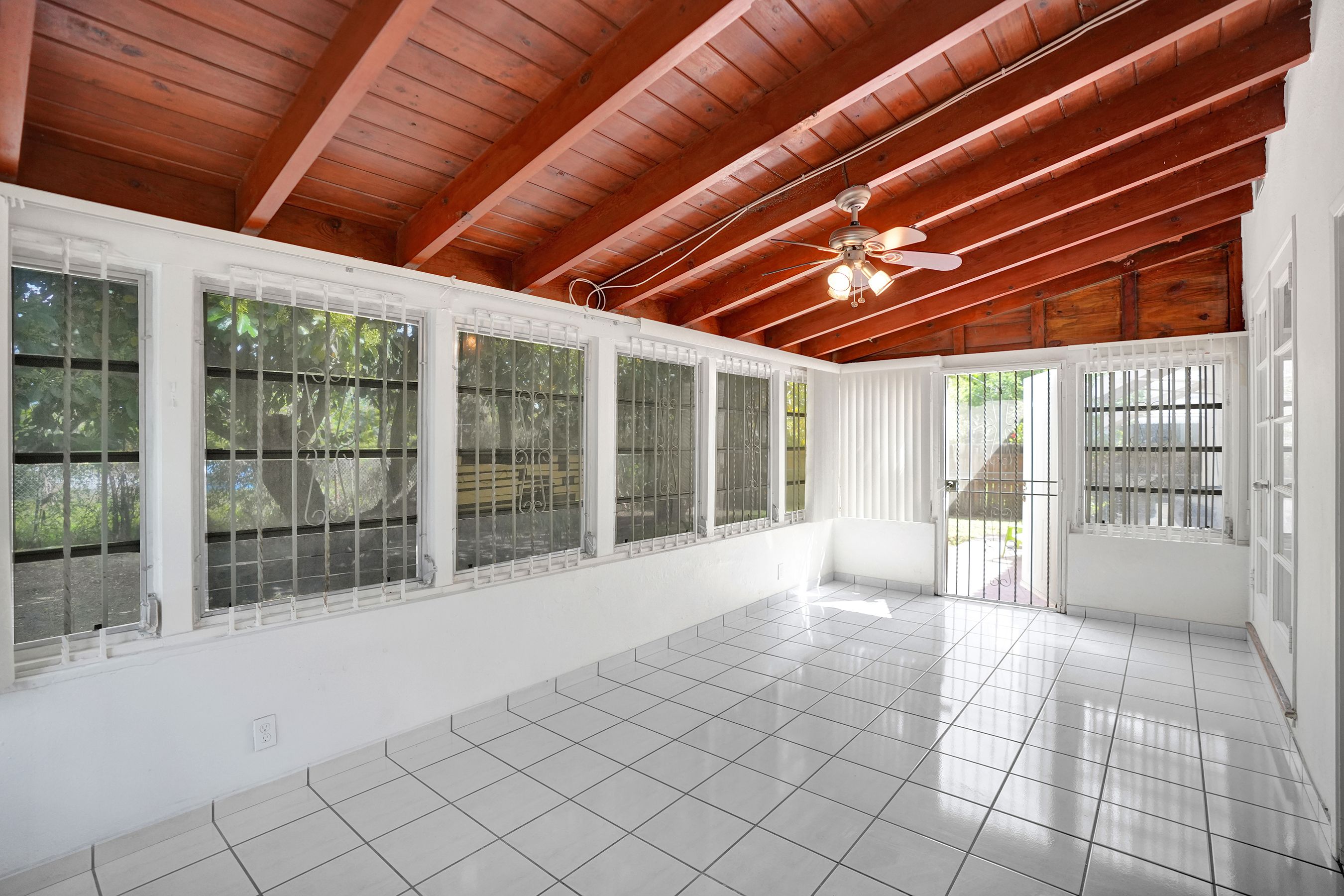 221 NE 48th Terrace Miami FL 33137