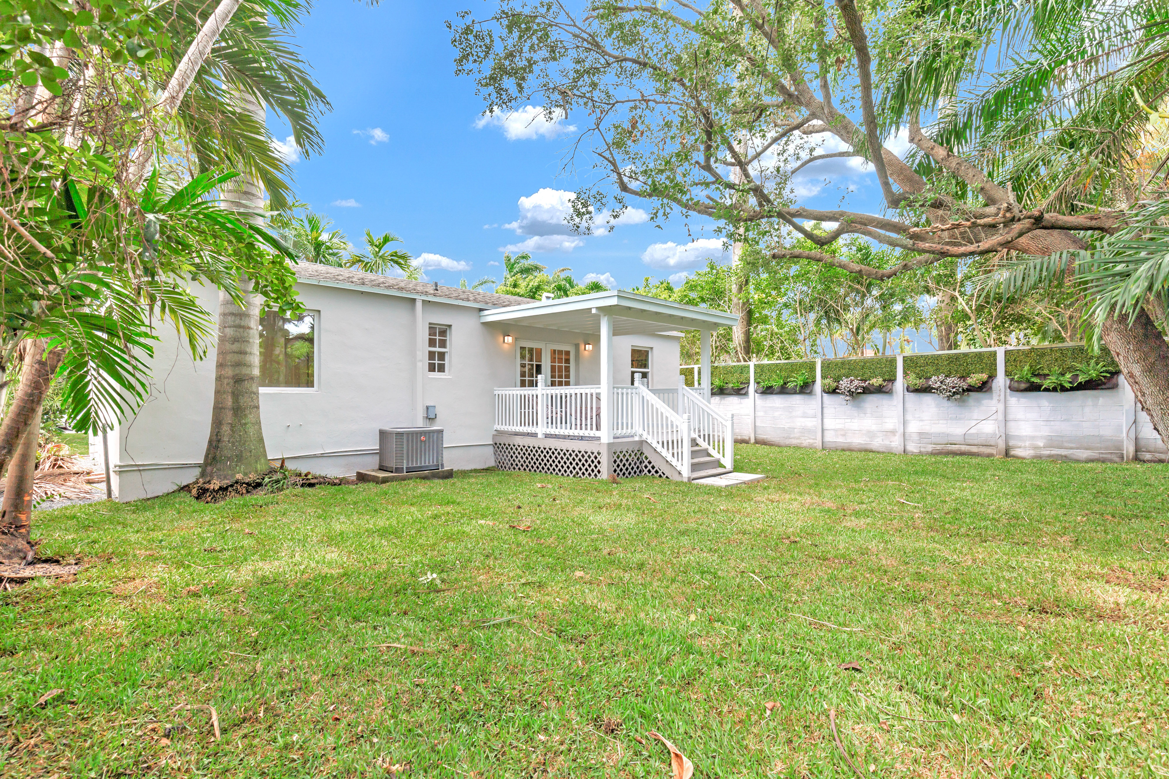 1045 NE 84th Street Miami FL 33138