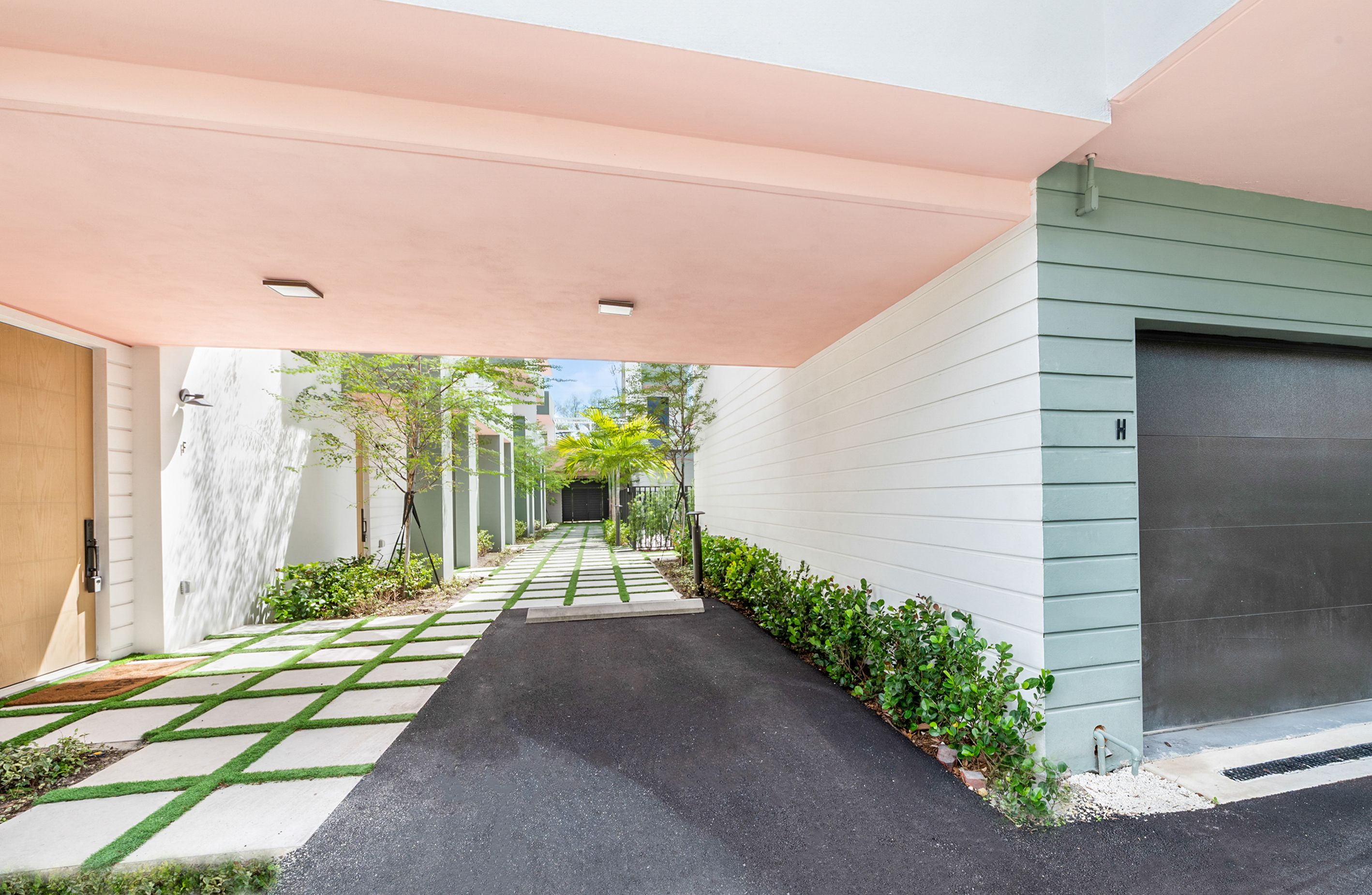 721 SW 11th Street Miami FL 33129