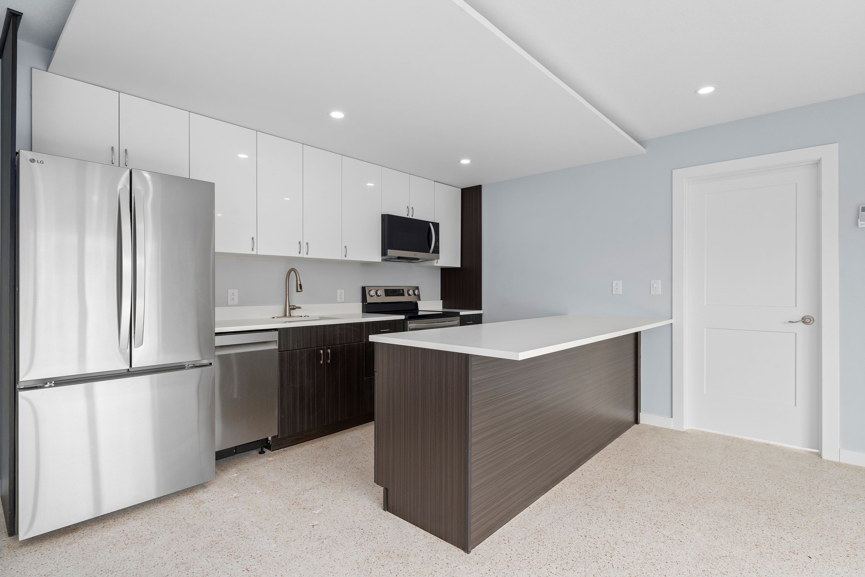 3220 NE 7th Place Pompano Beach FL 33062