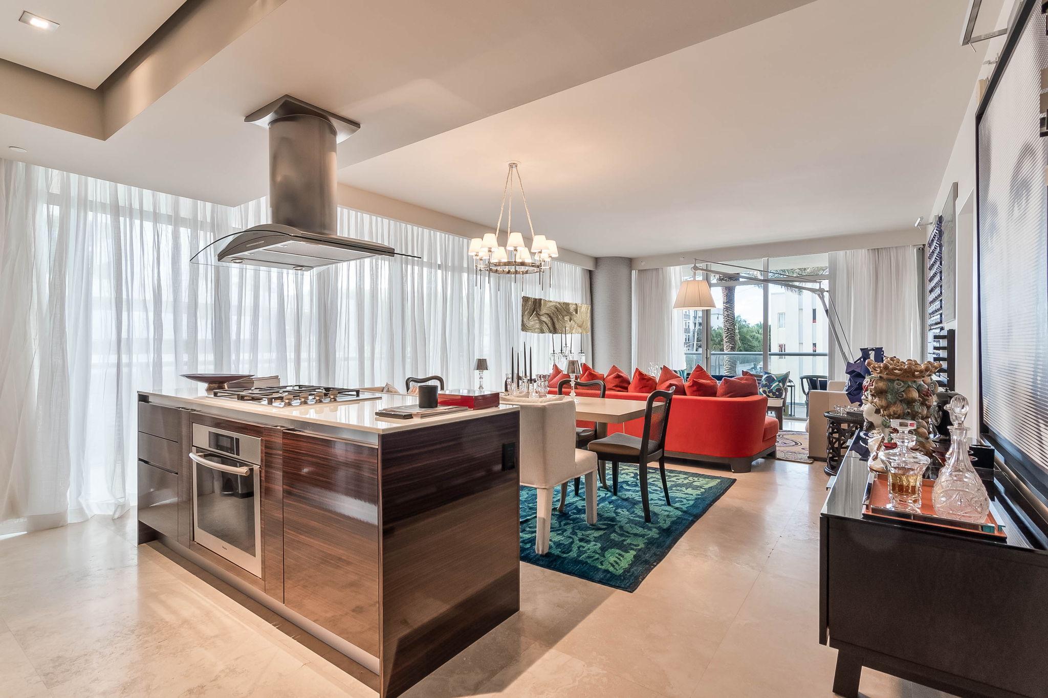 3737 Collins Avenue Miami Beach FL 33140