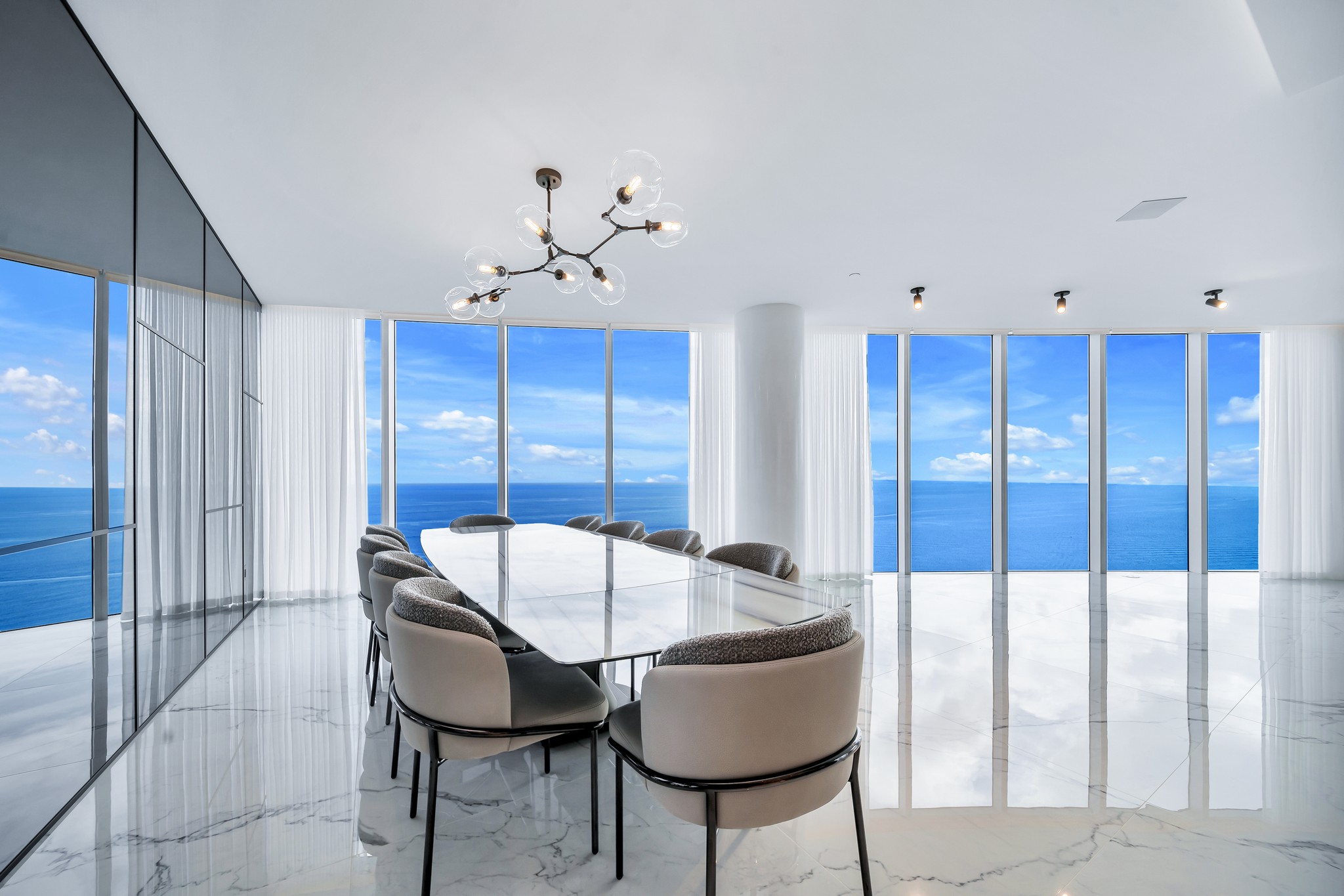 2711 S Ocean Drive Hollywood FL 33019