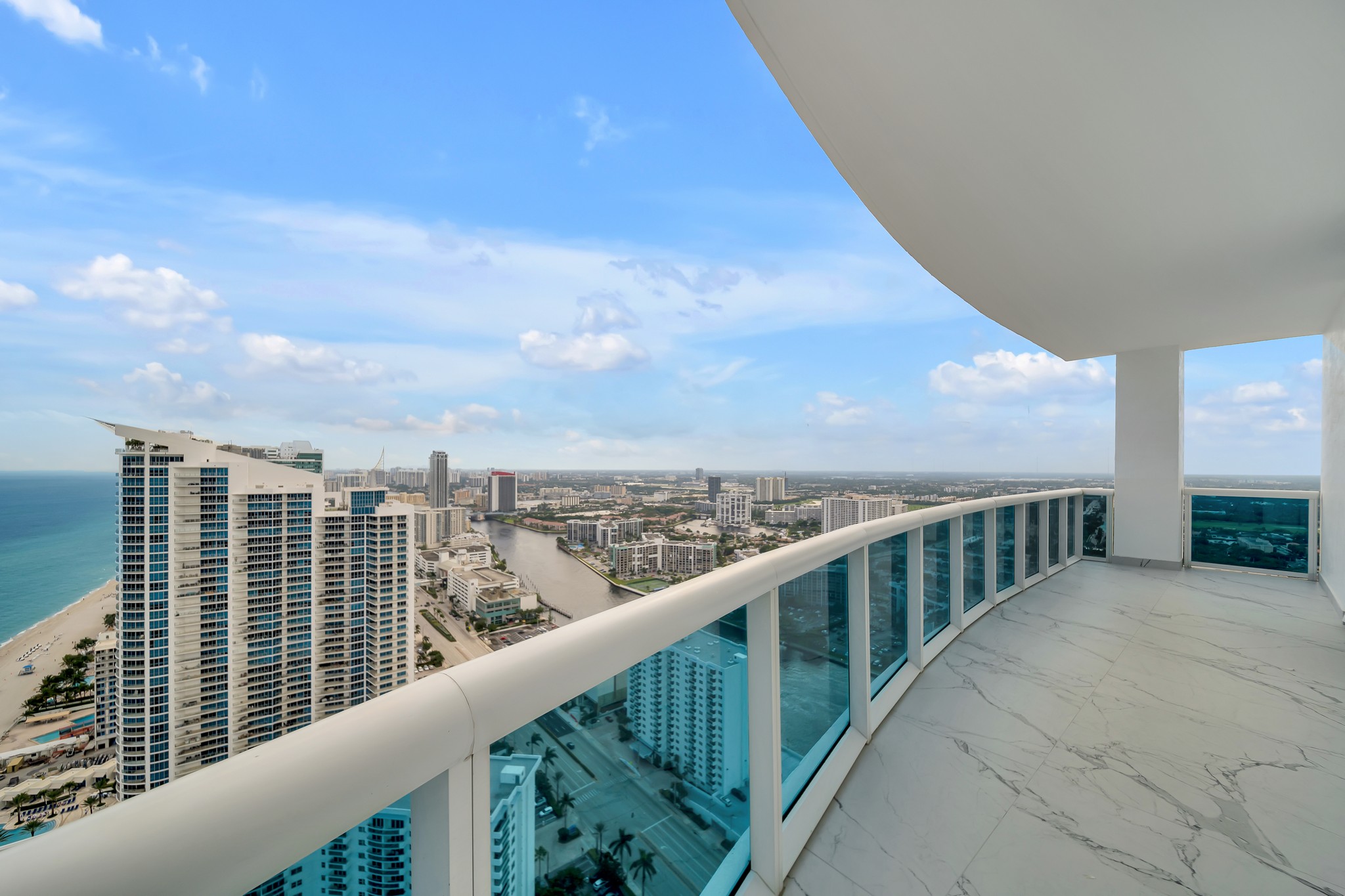 2711 S Ocean Drive Hollywood FL 33019