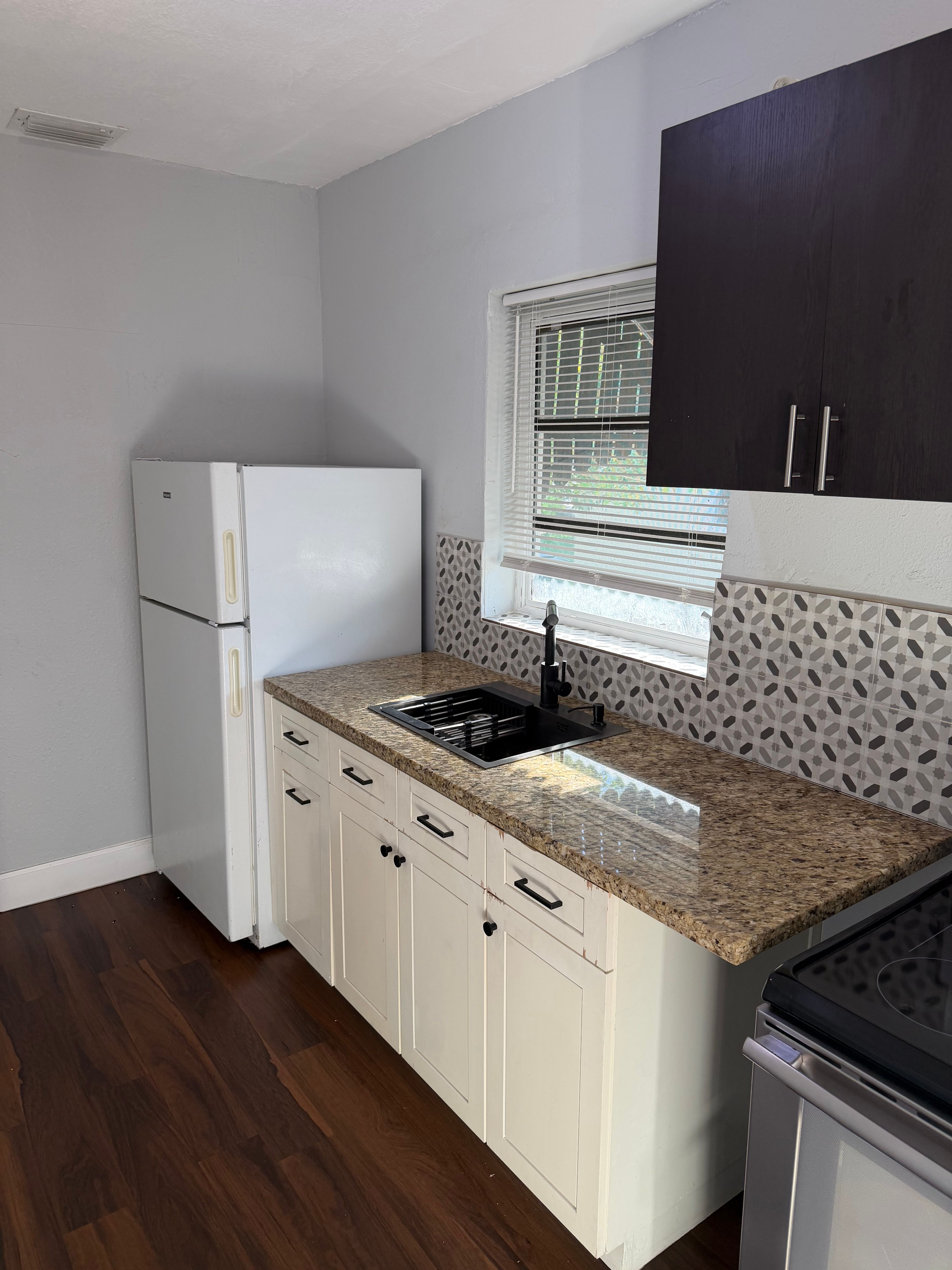 217 E 48th Street Hialeah FL 33013