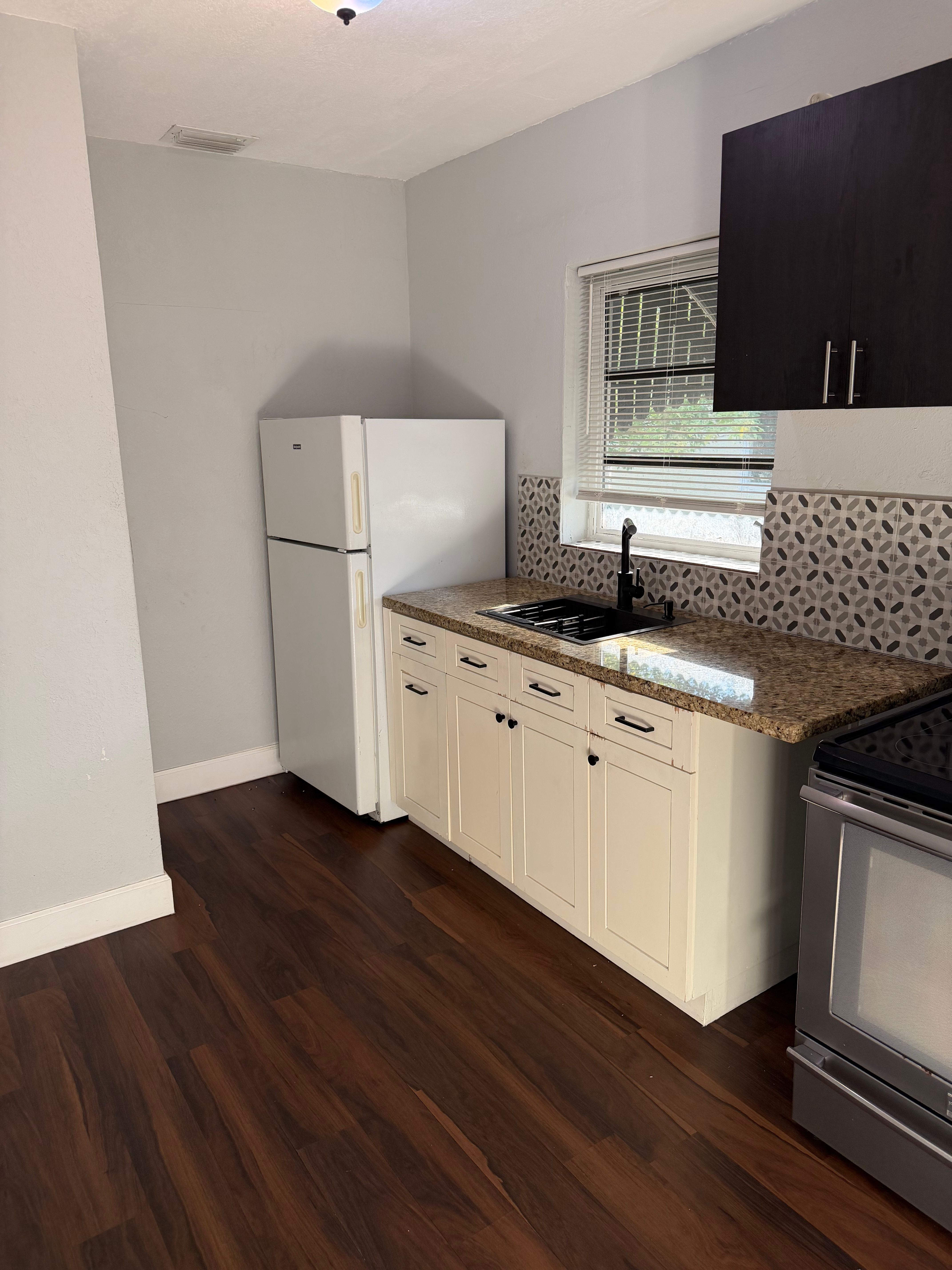 217 E 48th Street Hialeah FL 33013