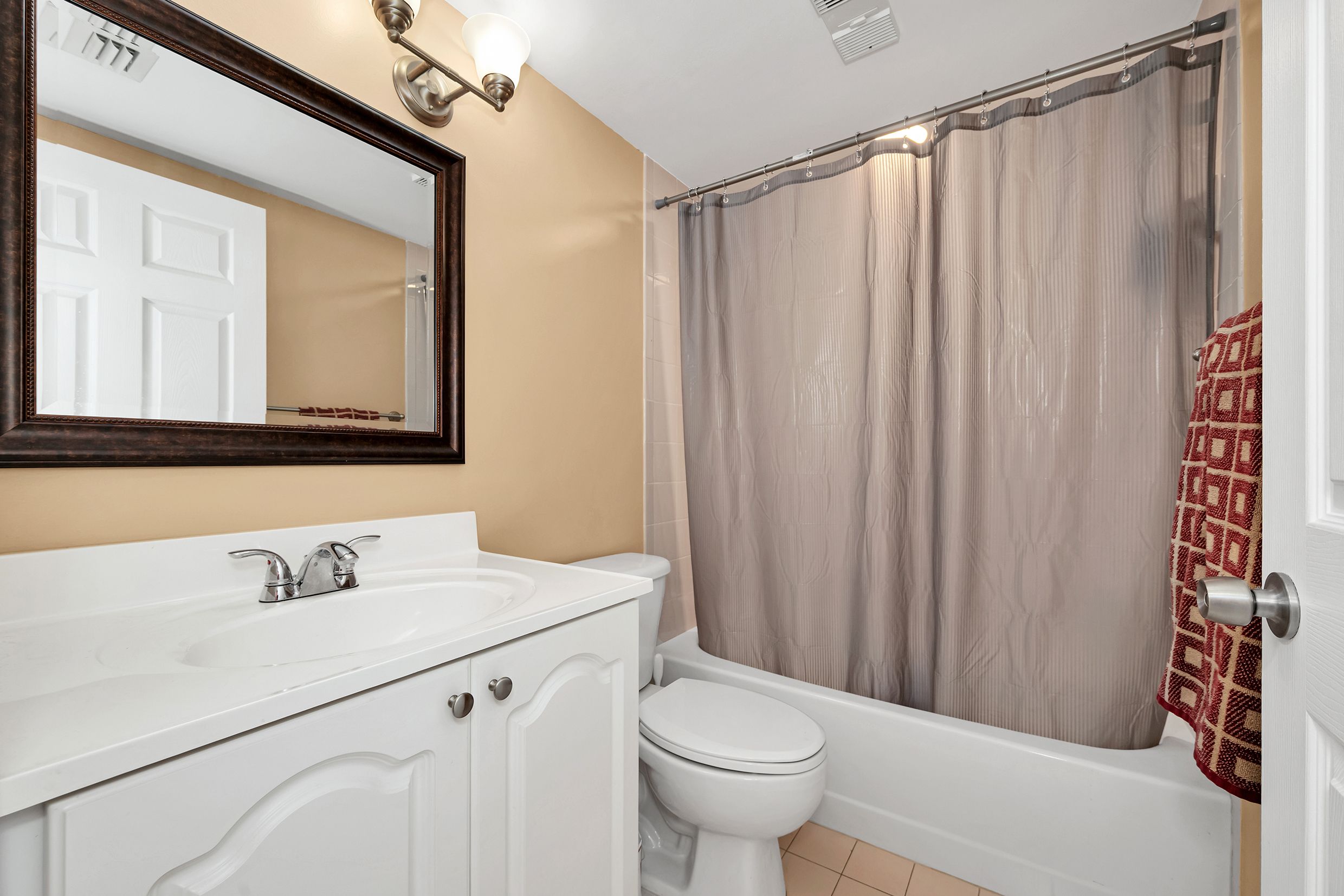 10441 Mahogany Key Circle Miami FL 33196
