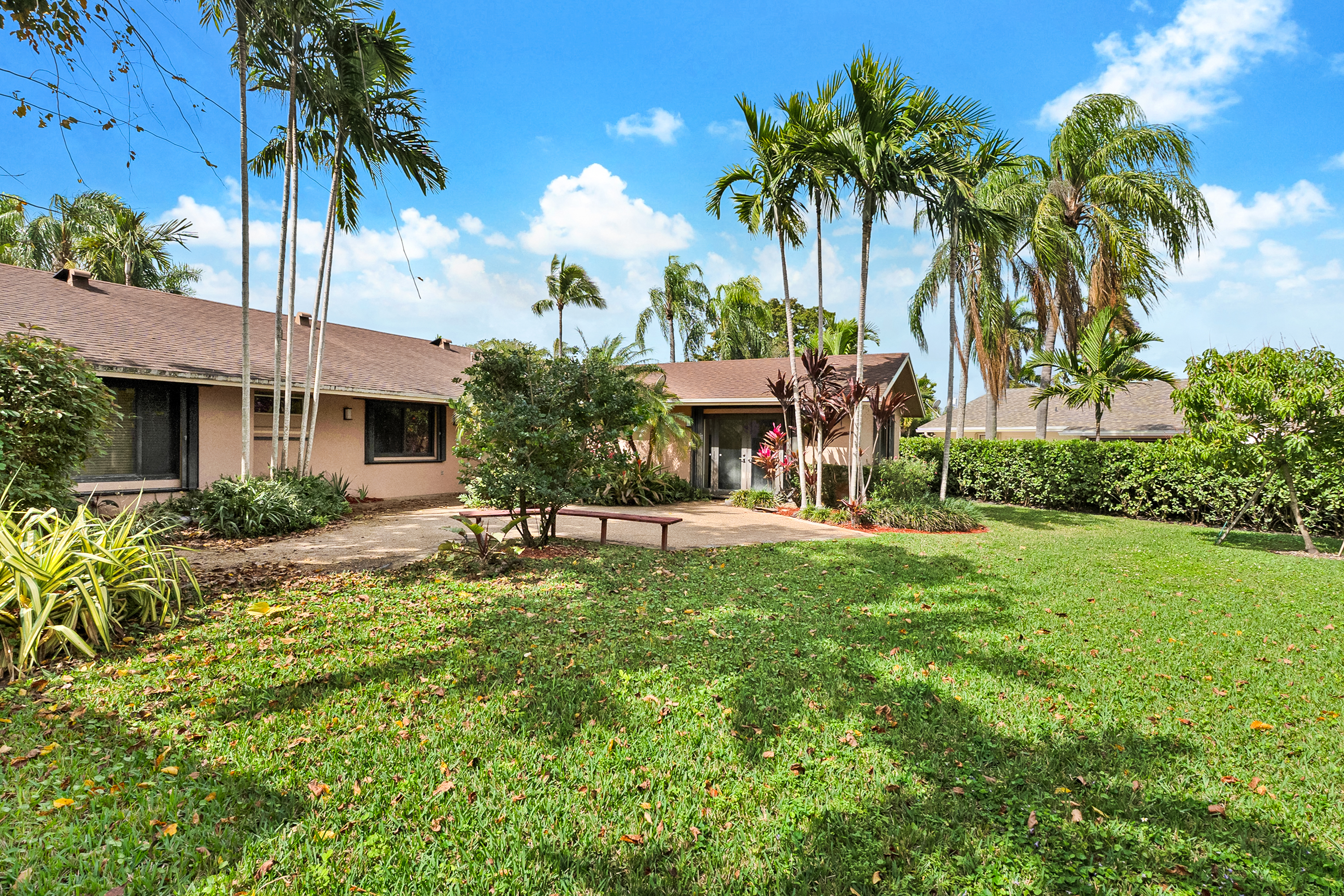 2011 NE 211th Terrace Miami FL 33179