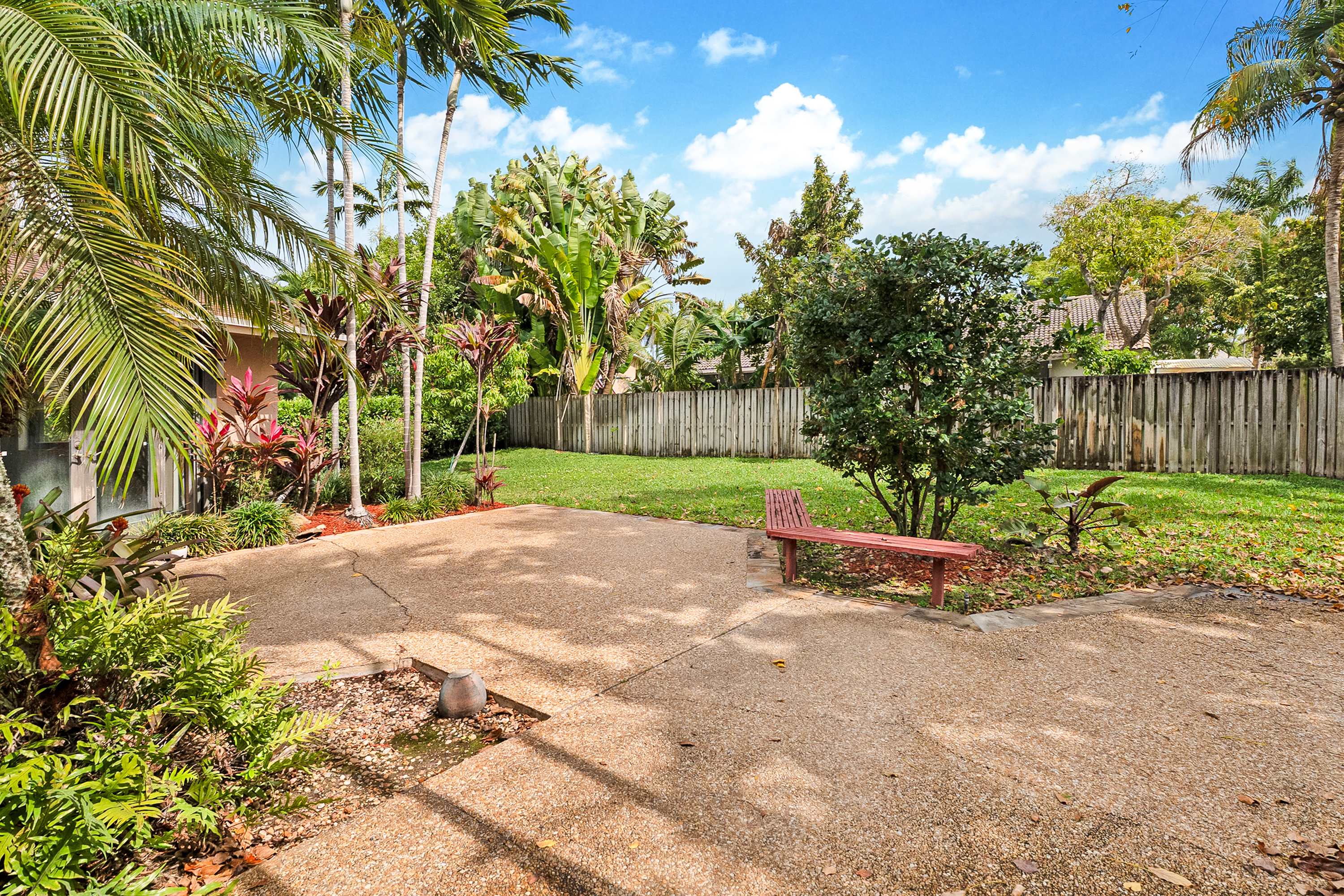 2011 NE 211th Terrace Miami FL 33179