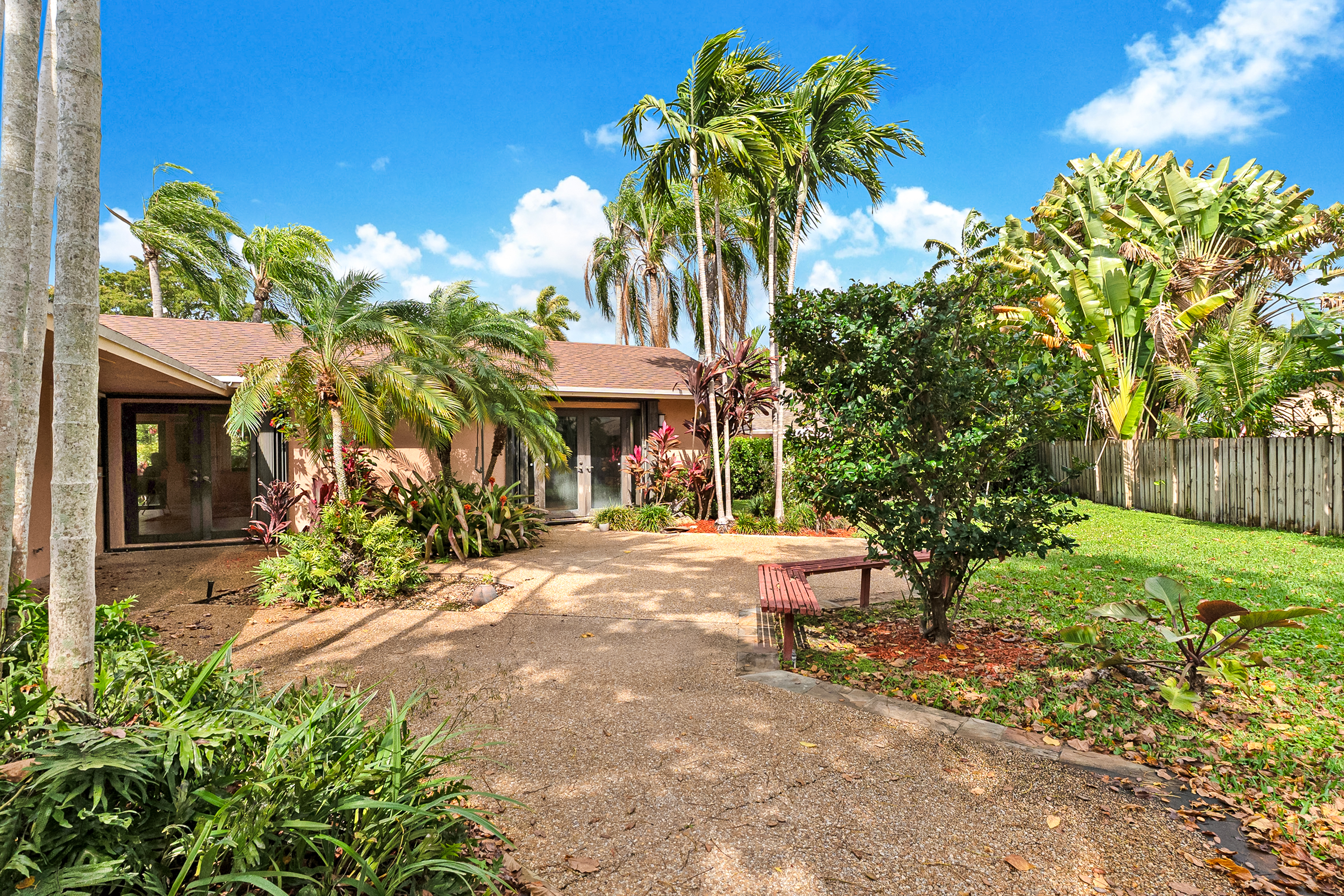 2011 NE 211th Terrace Miami FL 33179