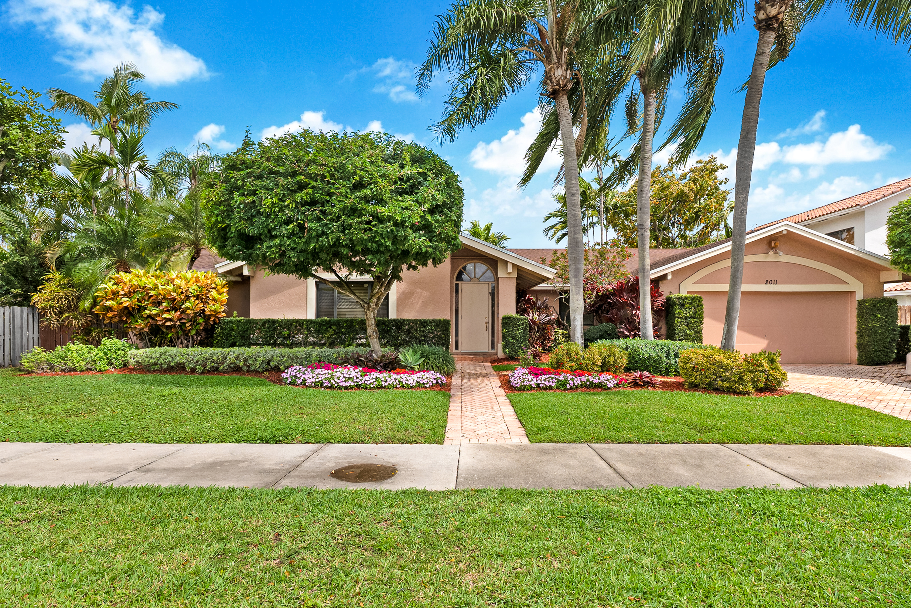 2011 NE 211th Terrace Miami FL 33179