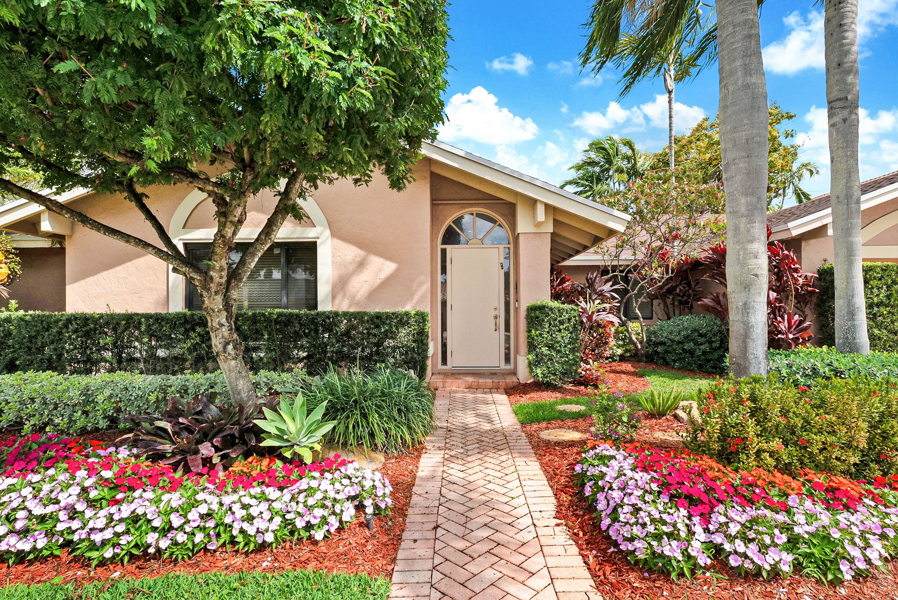 2011 NE 211th Terrace Miami FL 33179
