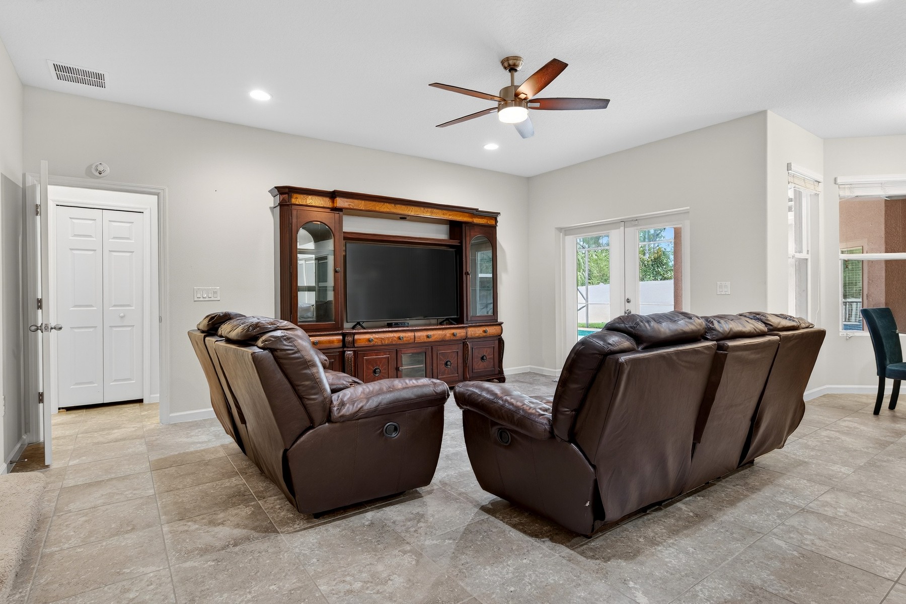 509 Easton Forest Circle SE Palm Bay FL 32909