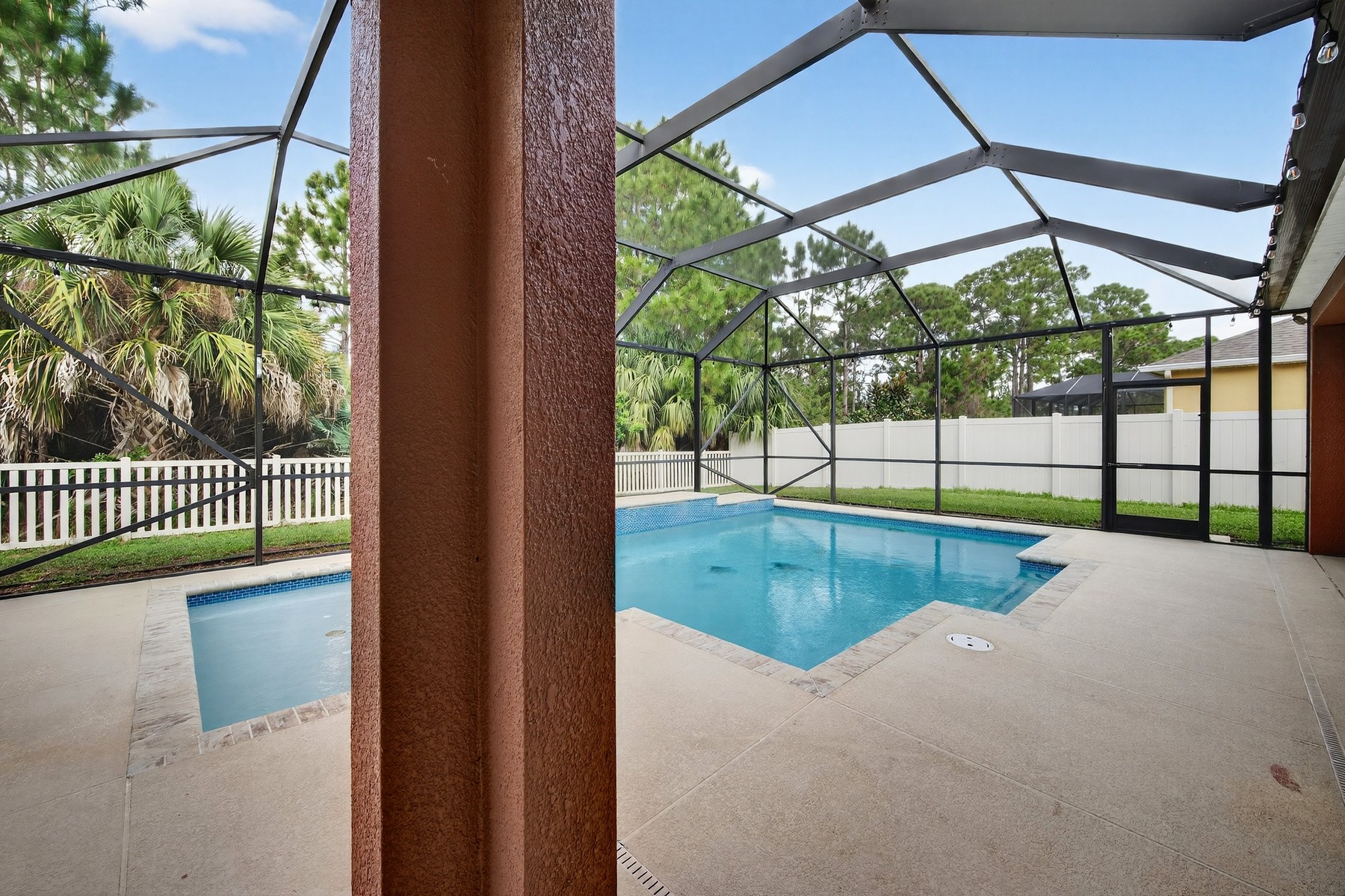 509 Easton Forest Circle SE Palm Bay FL 32909