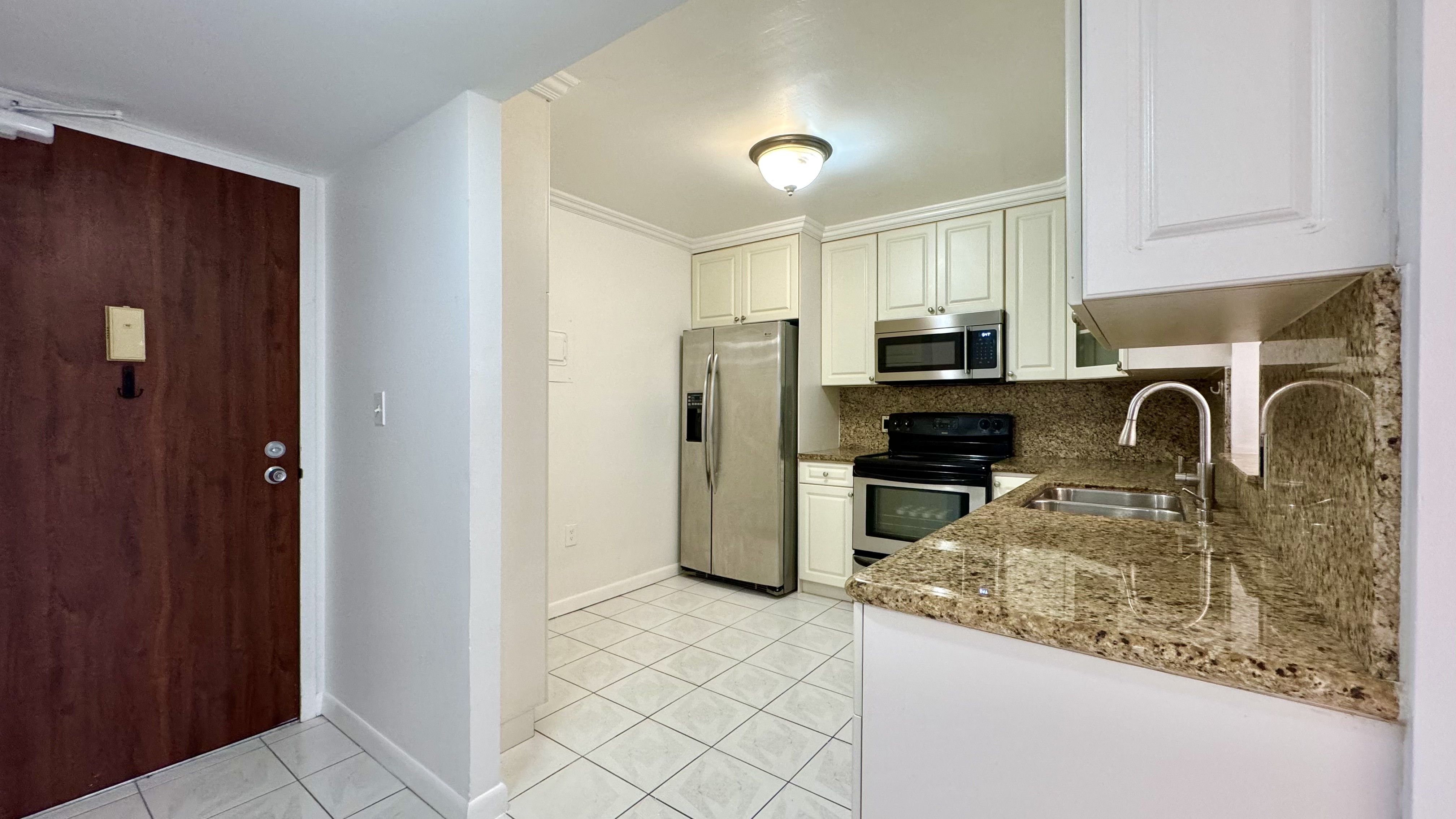 130 S Shore Drive Miami Beach FL 33141