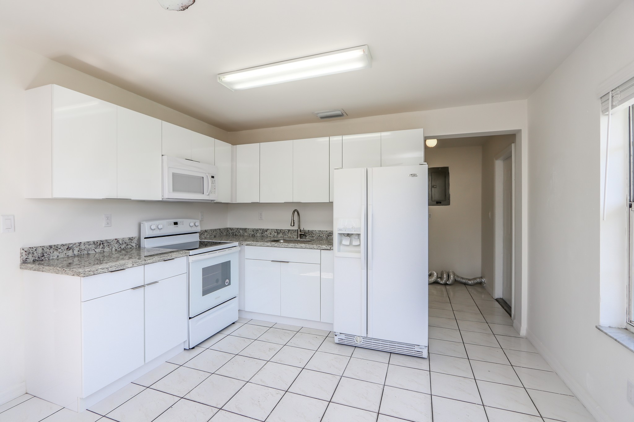 119/121 NW 17th Place Miami FL 33125