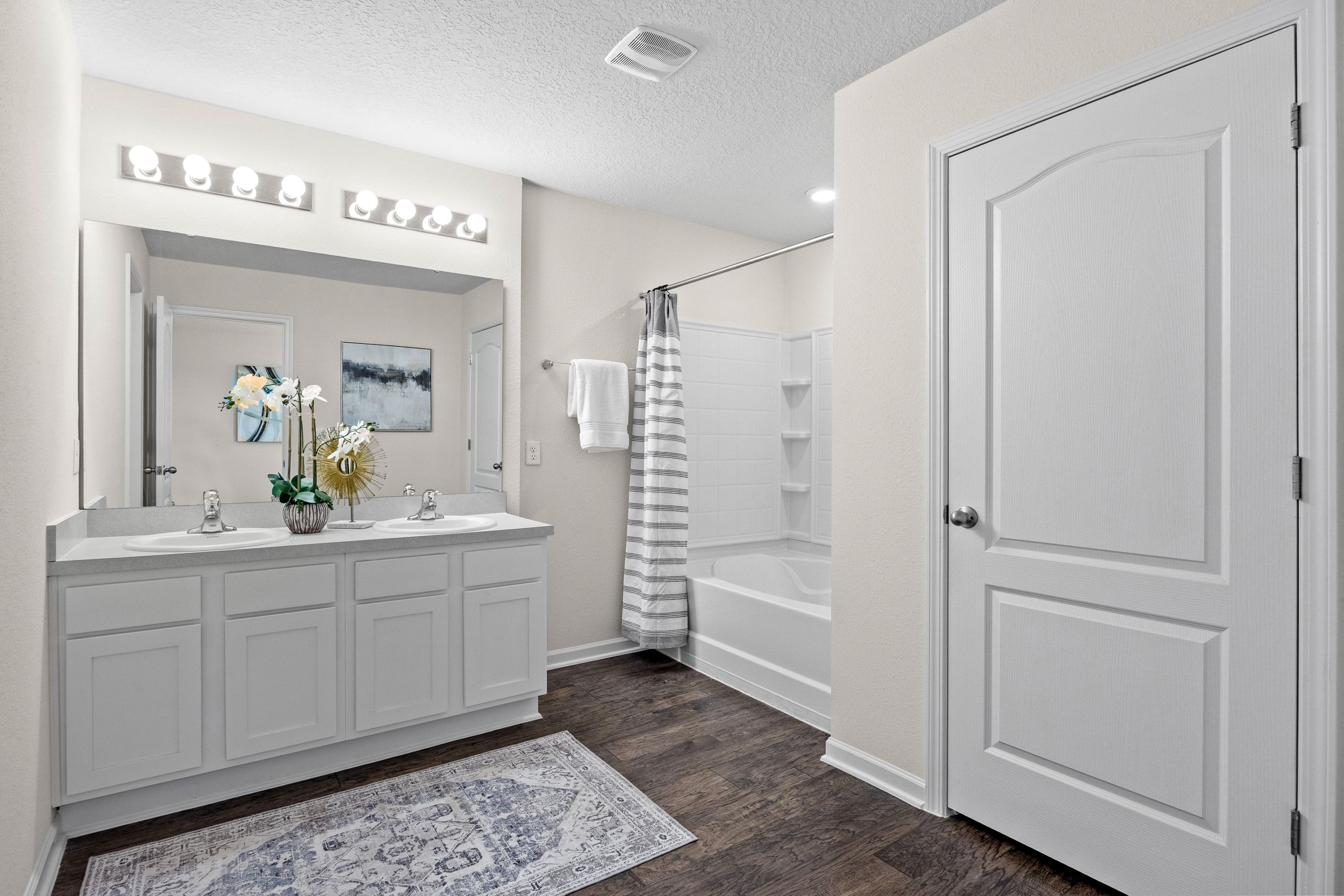 2555 Oak Stream Drive Green Cove Springs FL 32043