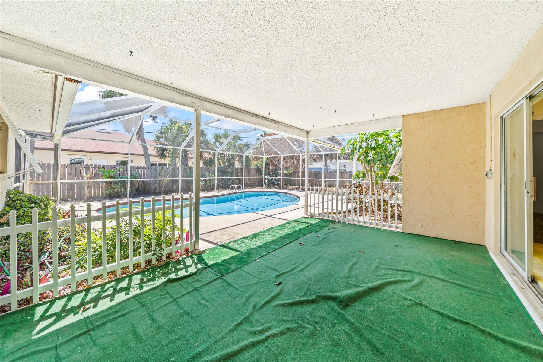 419 10th Avenue Indialantic FL 32903