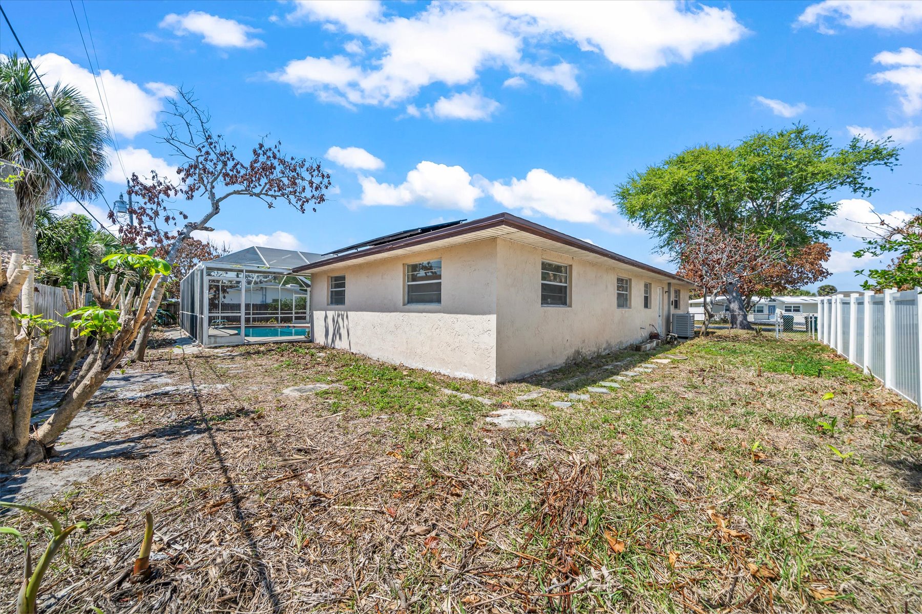 419 10th Avenue Indialantic FL 32903
