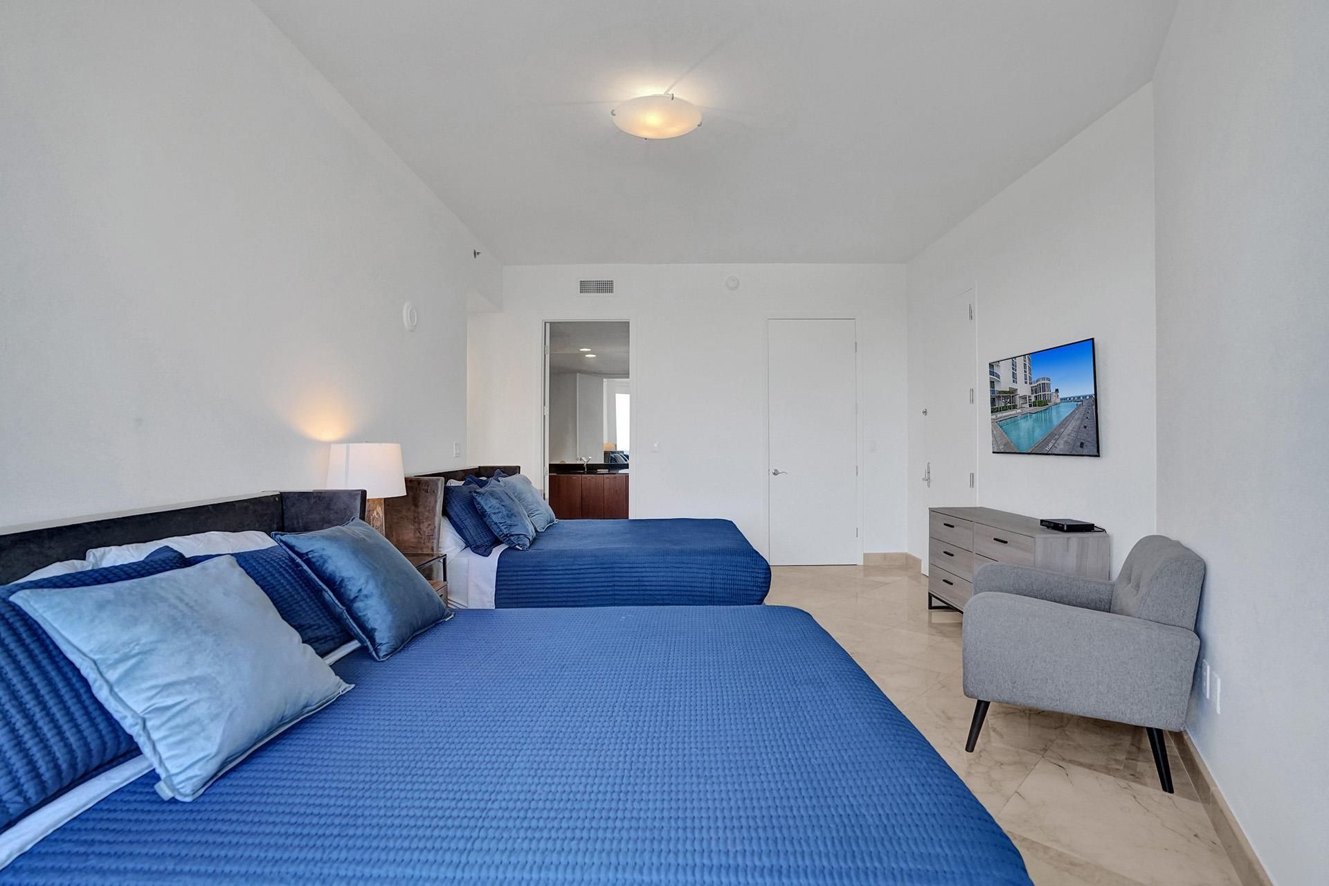 16001 Collins Avenue Sunny Isles Beach FL 33160