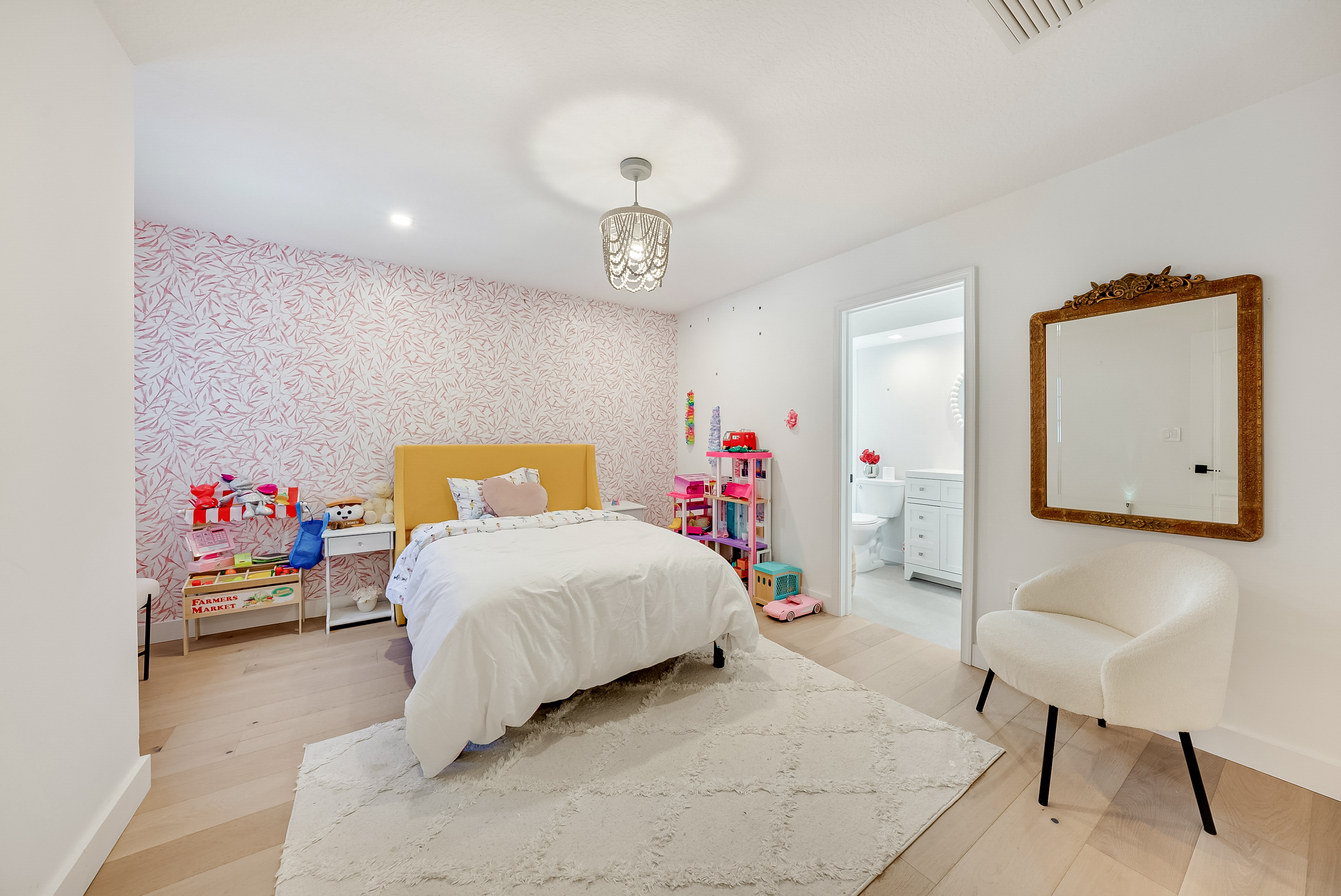 20765 NE 32nd Avenue Aventura FL 33180