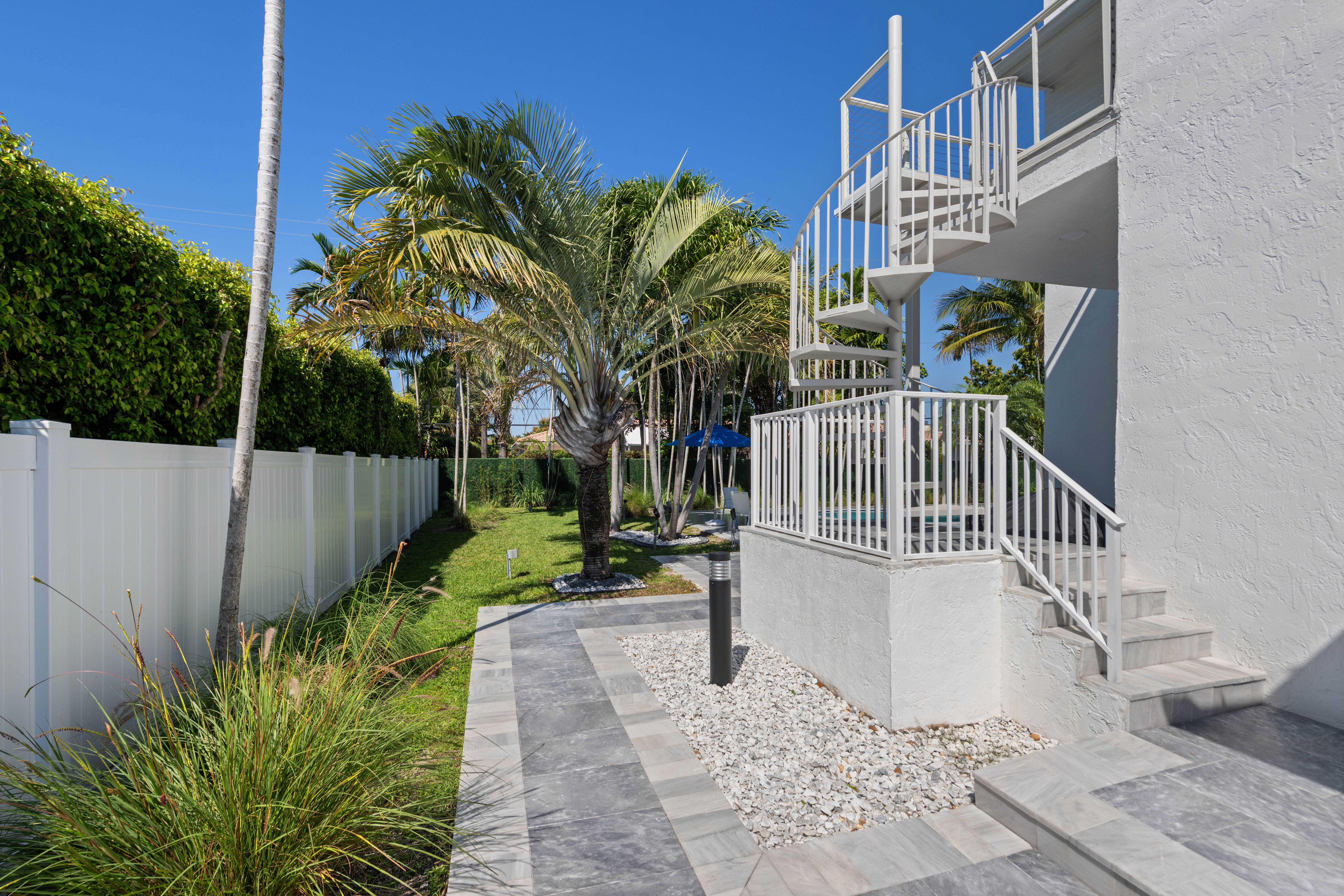 607 Intracoastal Drive Fort Lauderdale FL 33304