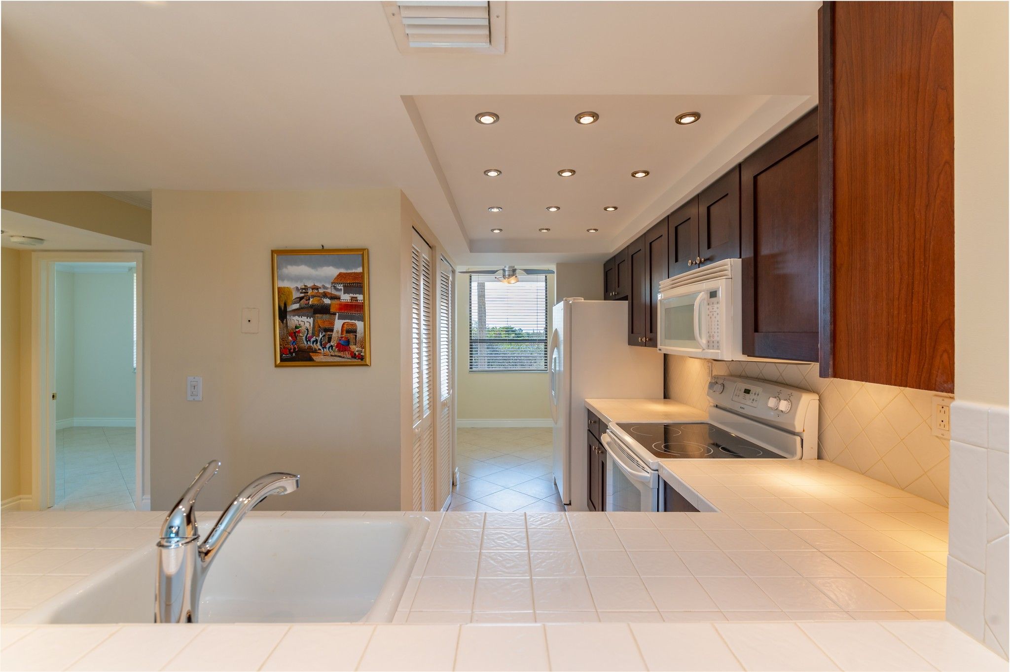 545 SE 12th Street Dania Beach FL 33004