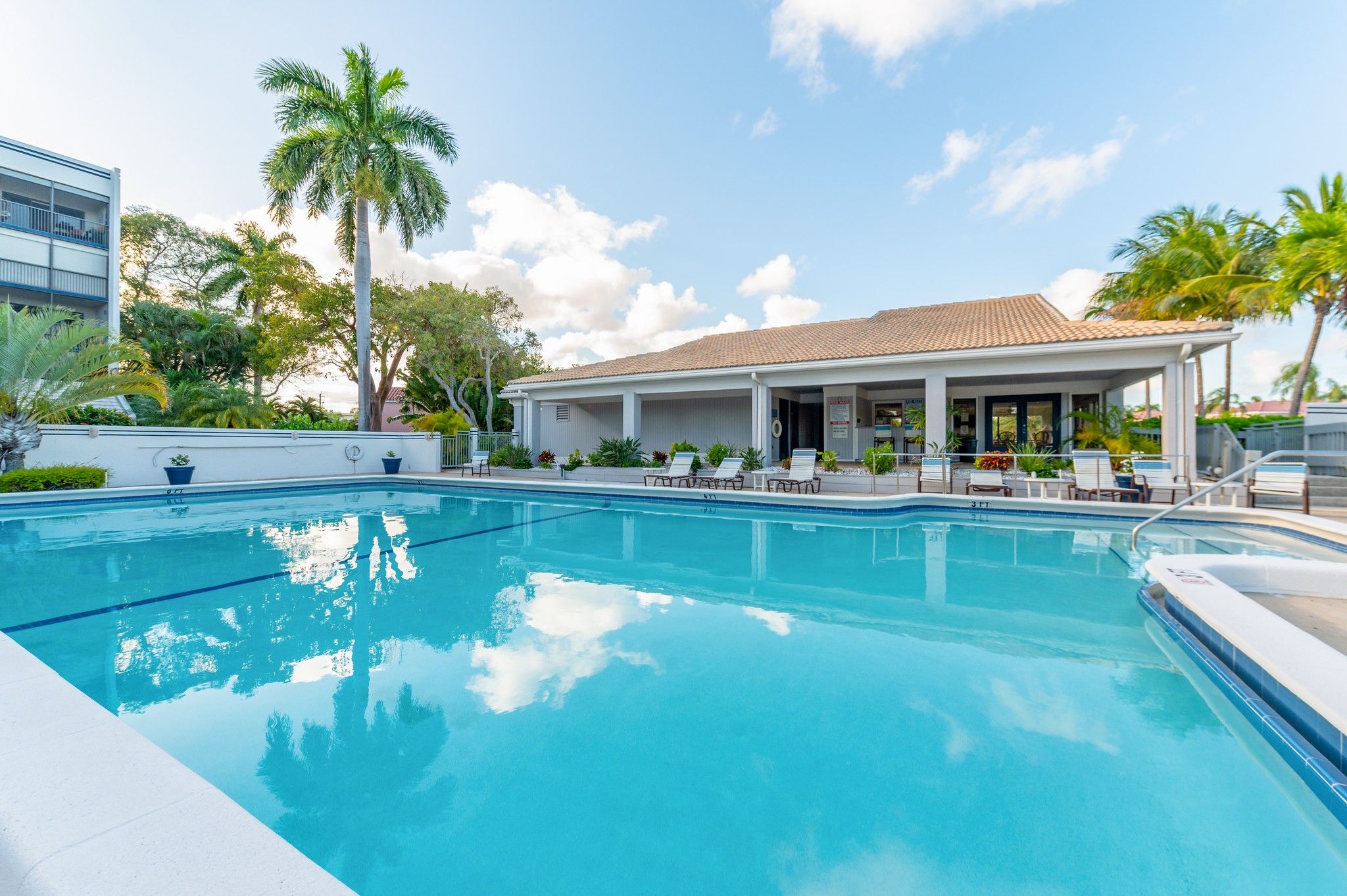 545 SE 12th Street Dania Beach FL 33004